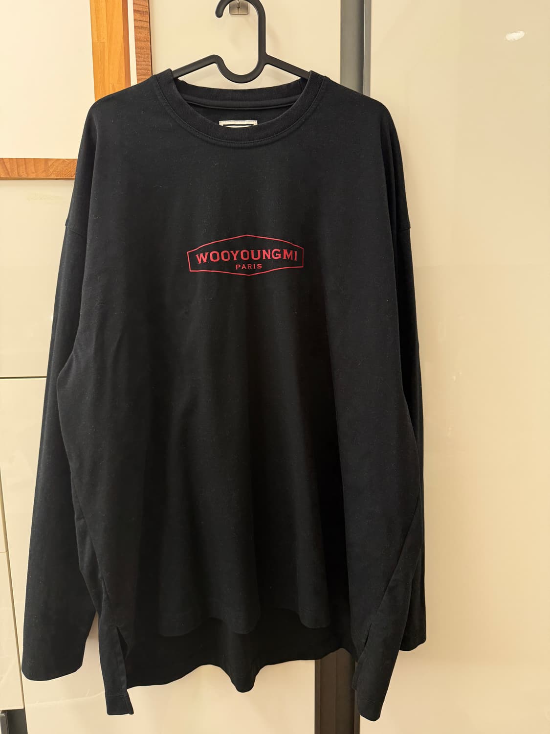 [48]우영미 로고 롱슬리브 블랙 상품이미지1