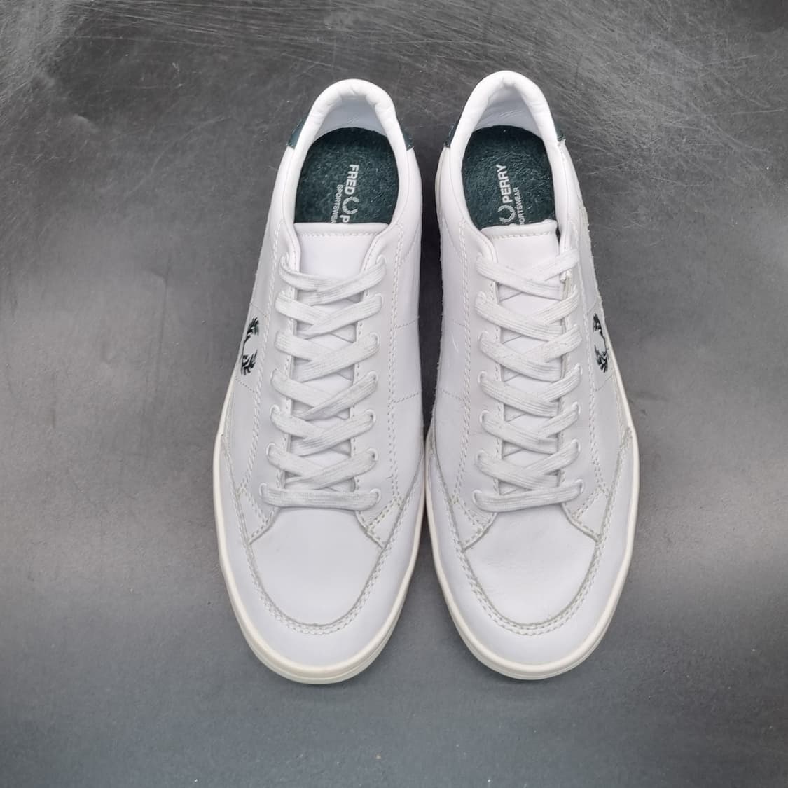 프레드페리 화이트 스니커즈42 270 상품이미지2