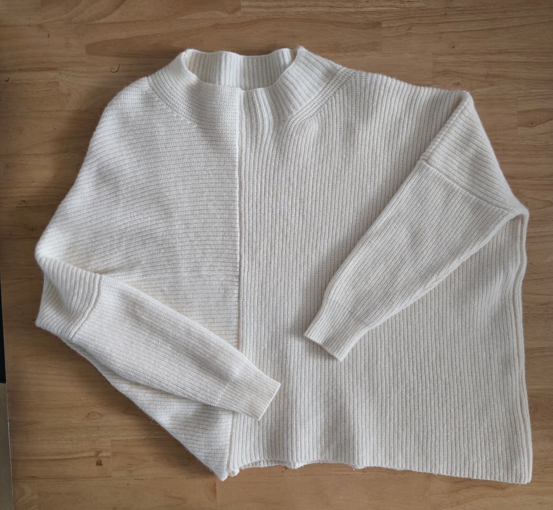 BARNYARDSTORM 비대칭 하이넥 크림 울니트 상품이미지6