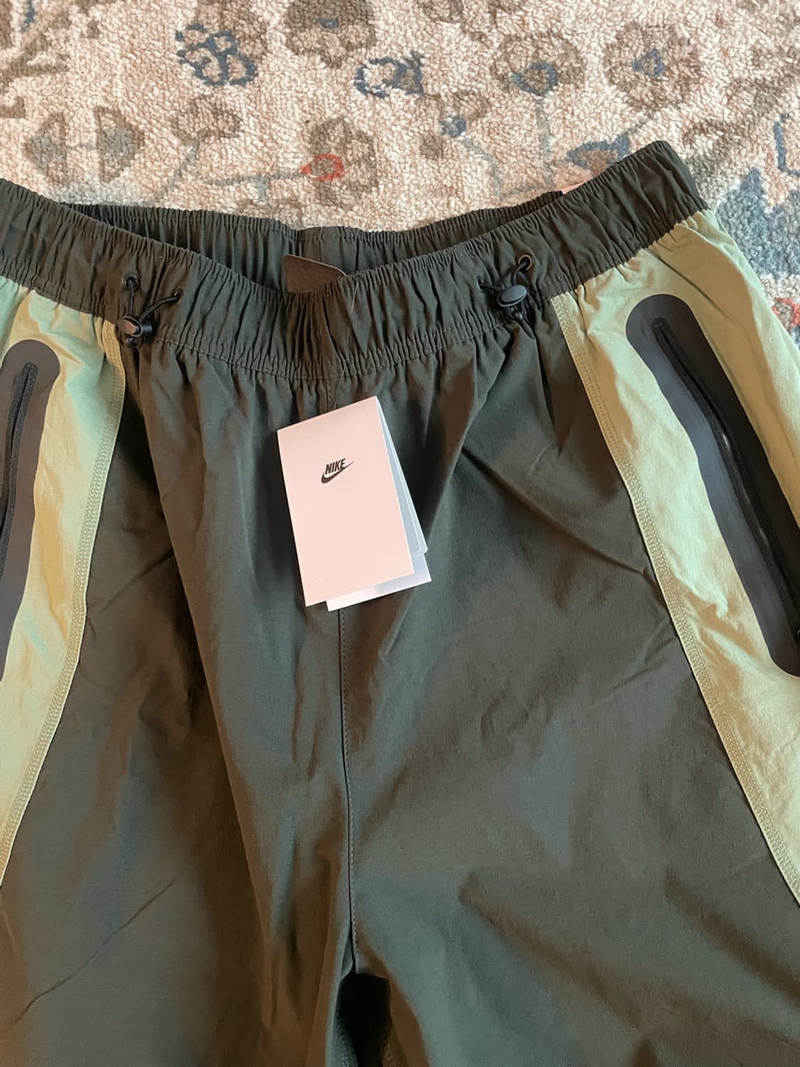 나이키 테크 드라이핏 우븐 컬러 블록 오버사이즈 팬츠(새제품. XL) 상품이미지3