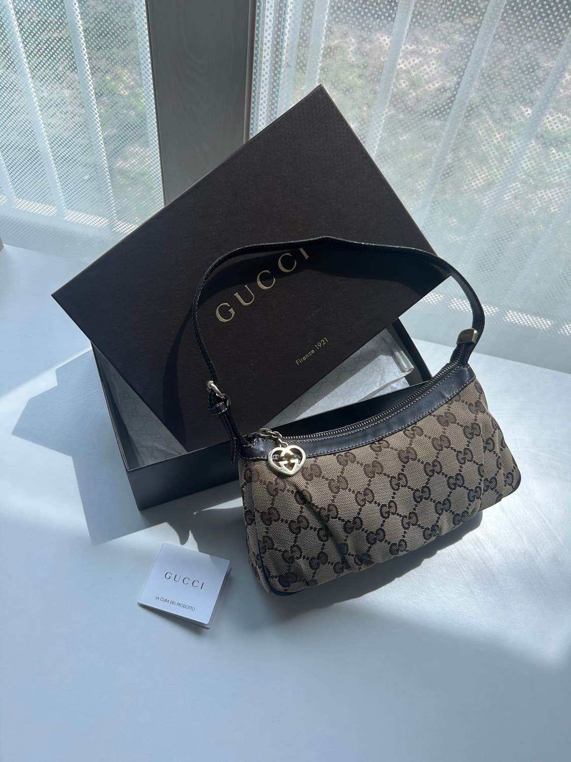 ✨할인!!)) Gucci 구찌 GG 로고 캔버스 빈티지 미니숄더백+박스 상품이미지2