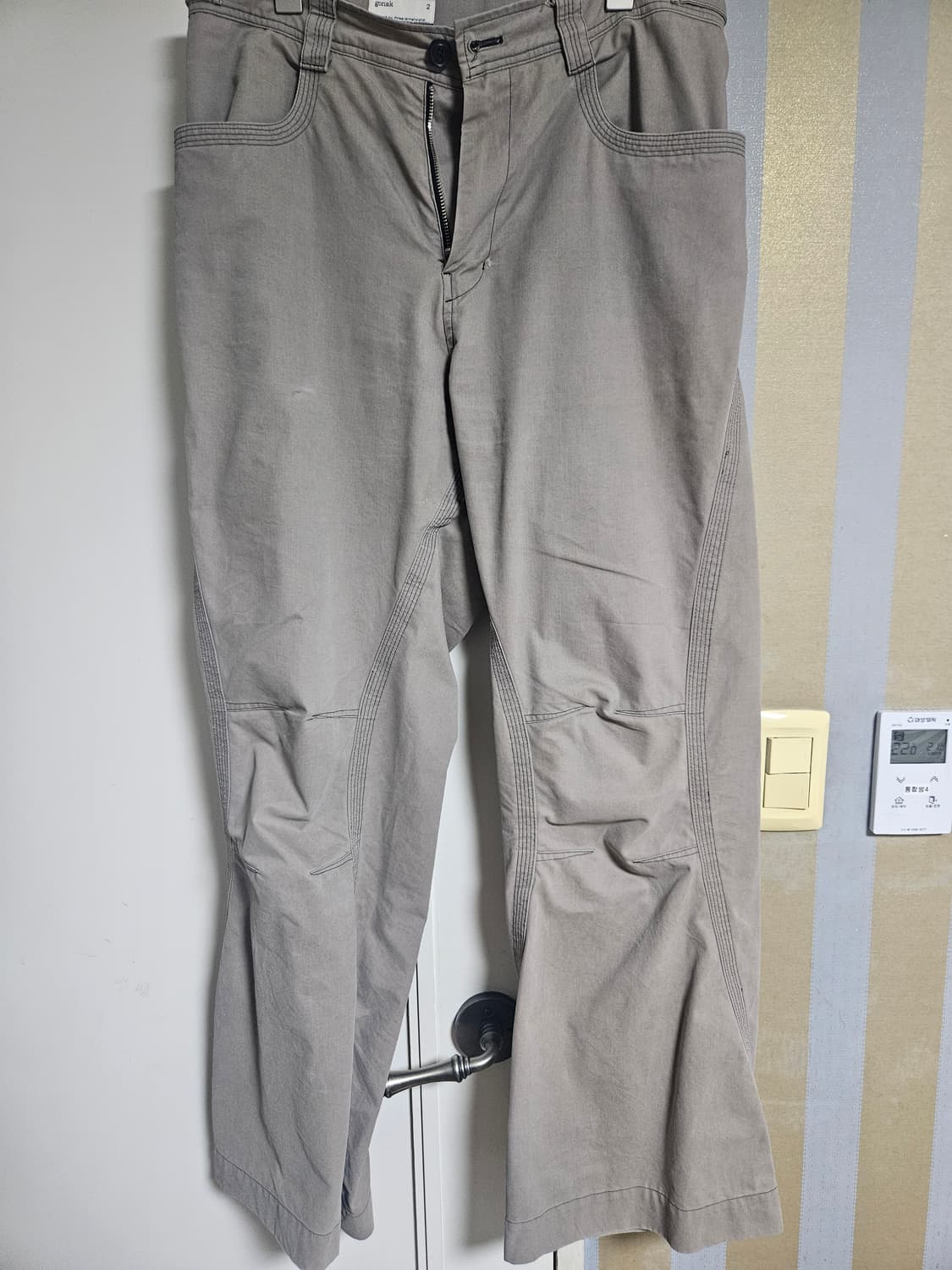 고낙 스켈레톤팬츠 그레이베이지 2사이즈 상품이미지1