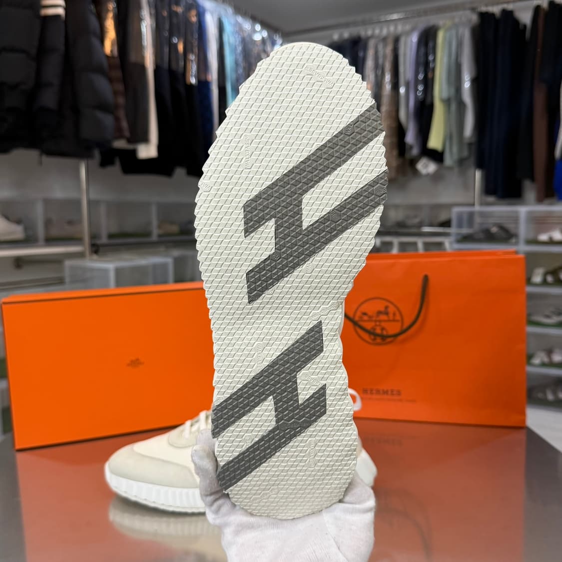 [리오브] 에르메스 바운싱 그레이 메쉬 스웨이드 스니커즈 상품이미지3