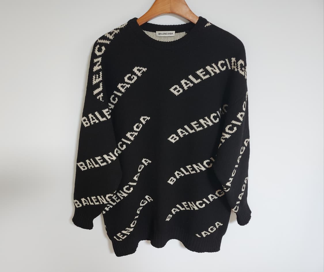 [S] 발렌시아가 블랙 울 멀티로고 여성 오버핏 니트 555273 상품이미지1