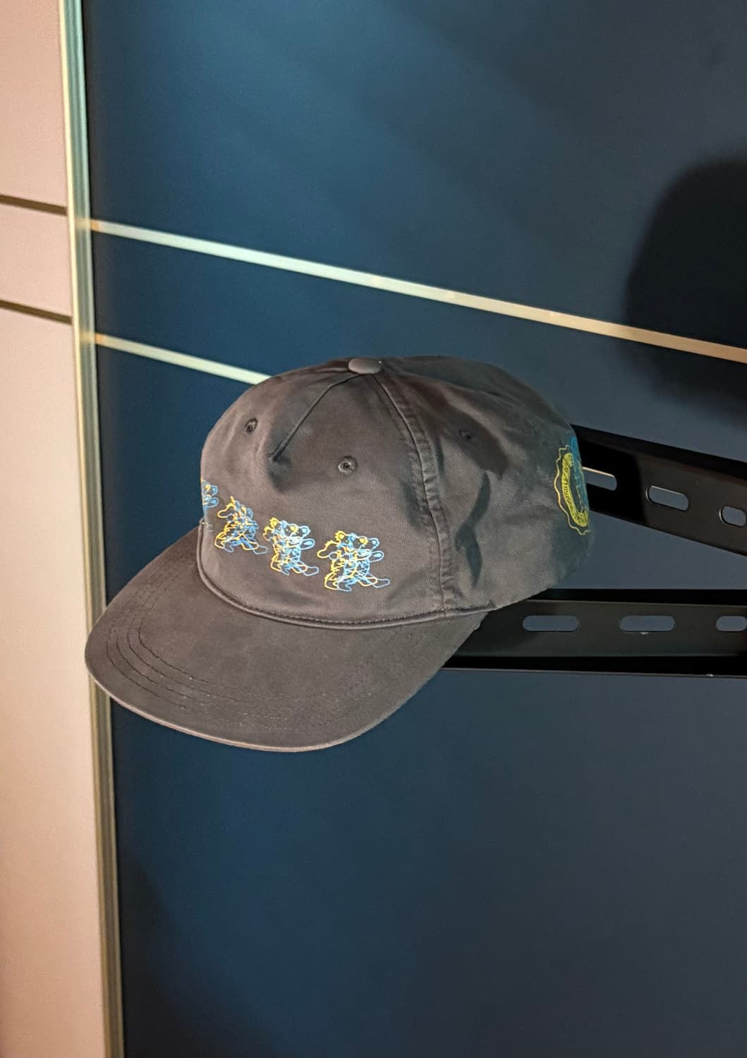 디스이즈네버댓 x 그레이트풀 데드 오버랩 라이트닝 베어스 캡 차콜 상품이미지1