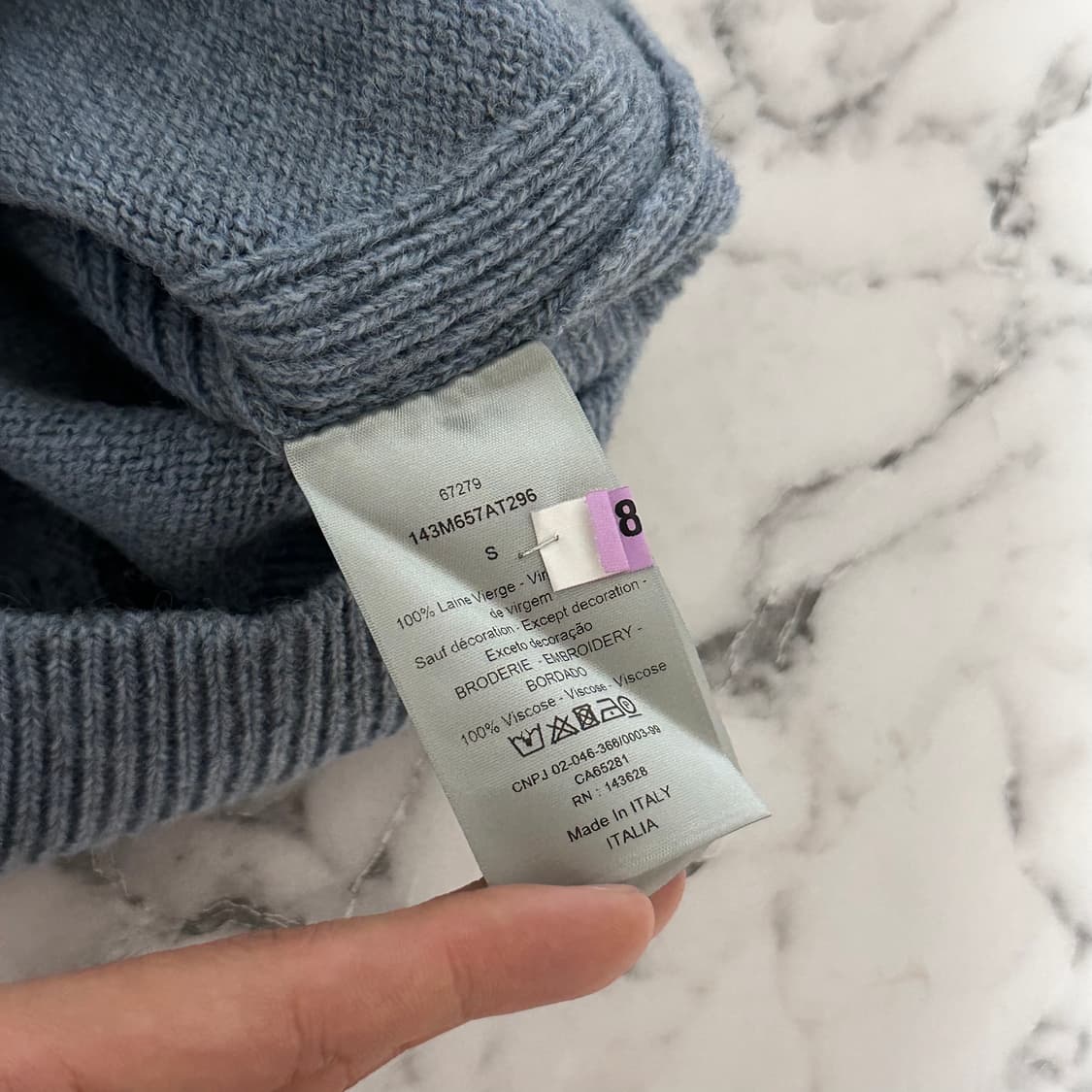 A+ S사이즈 디올 피터 도이그 니트 상품이미지4