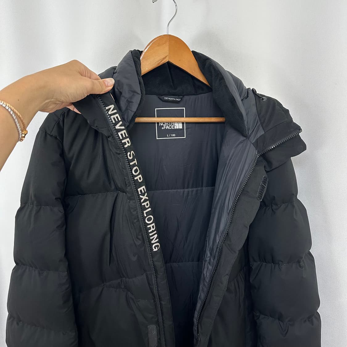   노스페이스 남자 거위털 후드패딩 점퍼 검정 100 L W 상품이미지4