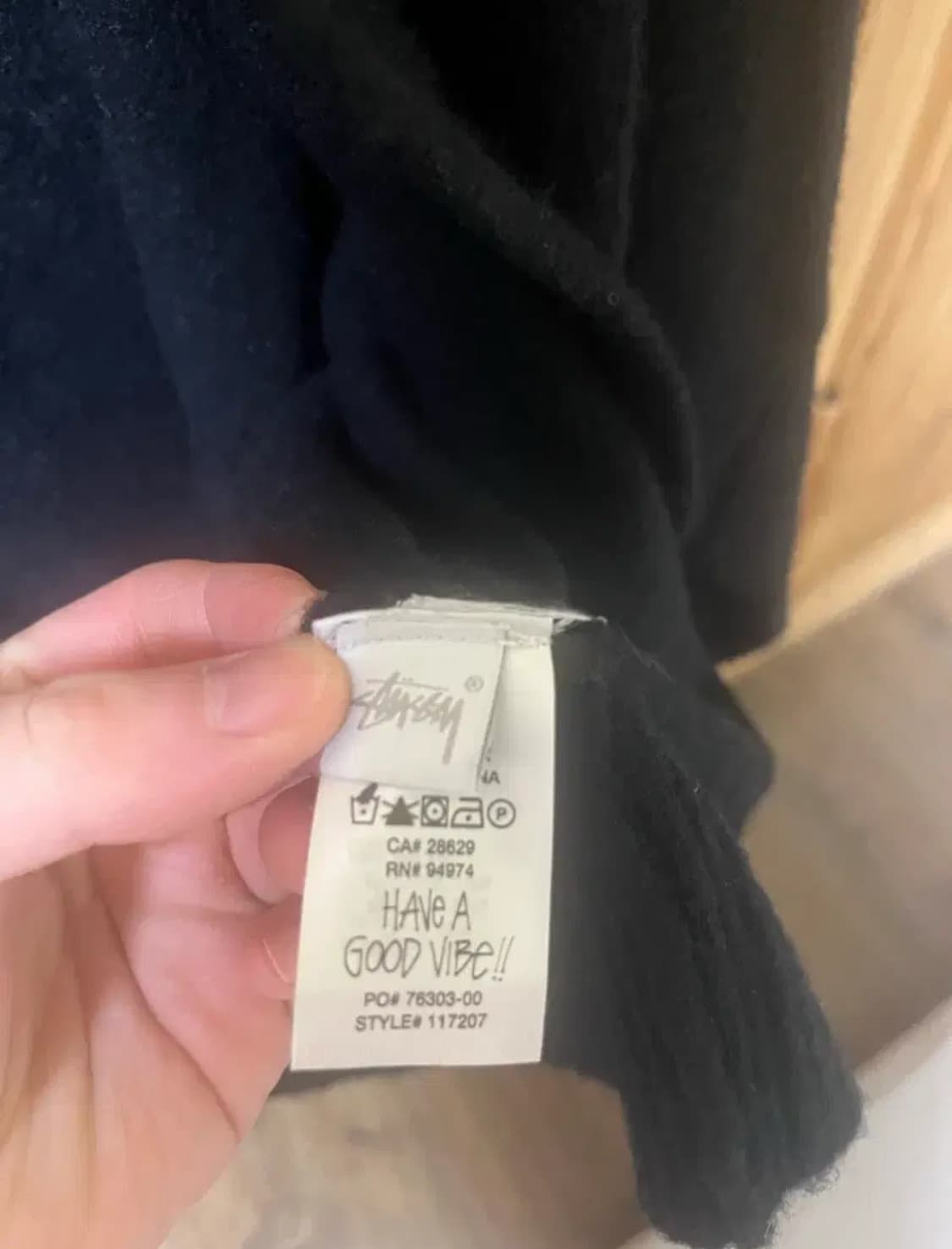 Stussy 브러쉬드 가디건 상품이미지3