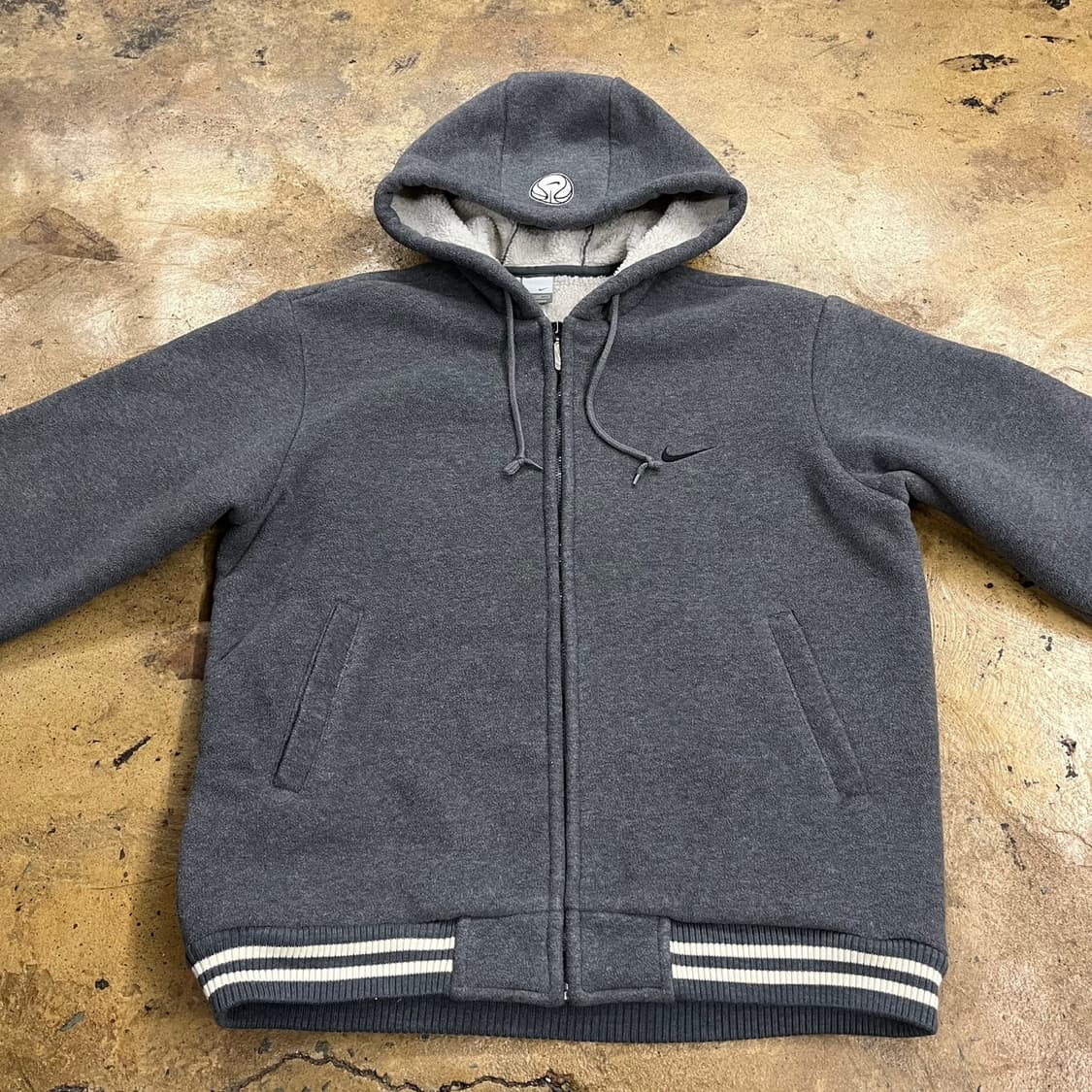 나이키 울프죠 양털 뽀글이 후드집업  상품이미지3