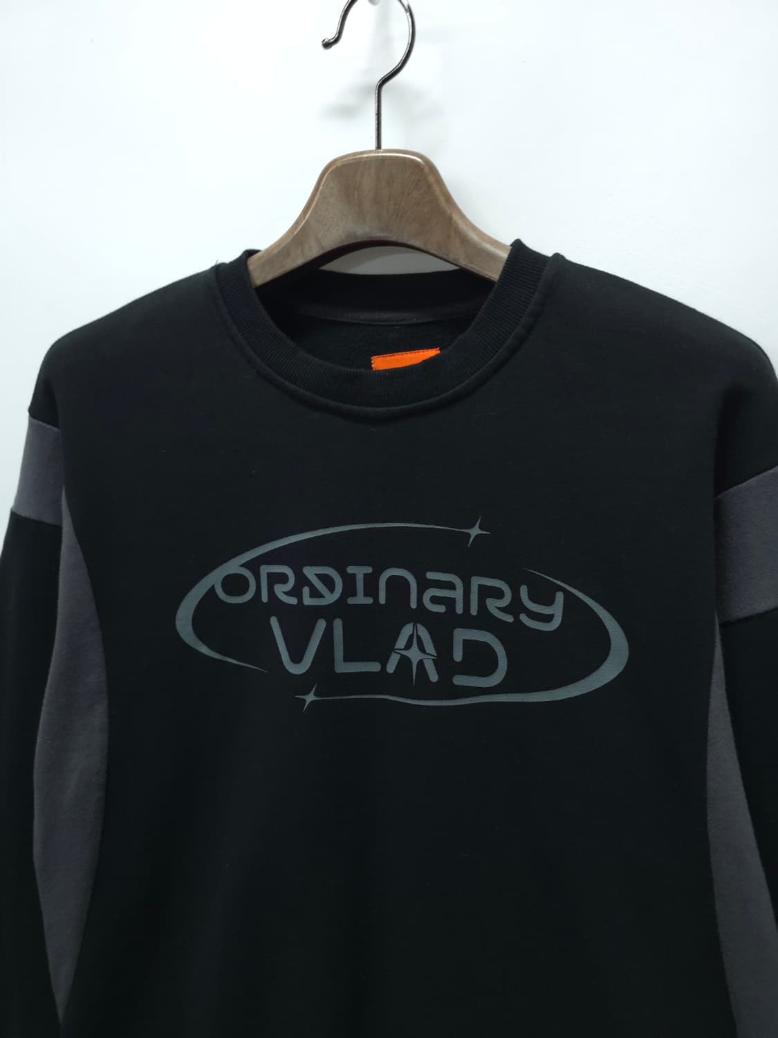 디미트리블랙(VLAD) 오디너리 스웨트 맨투맨 (95~100) 상품이미지3