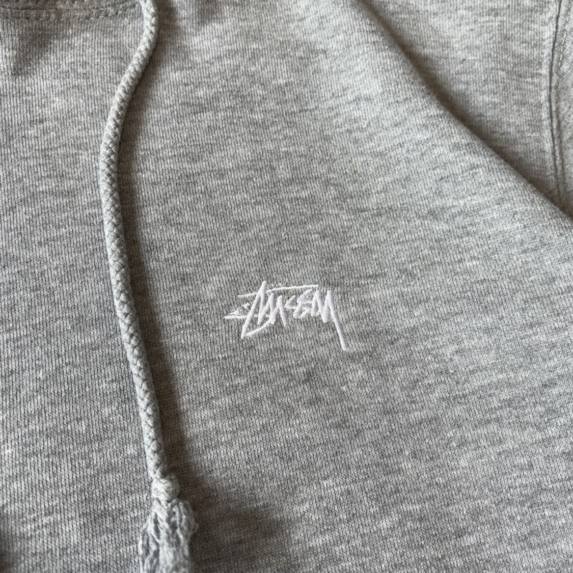 스투시 인터네셔널 트라이브 그레이 후드티 상품이미지5