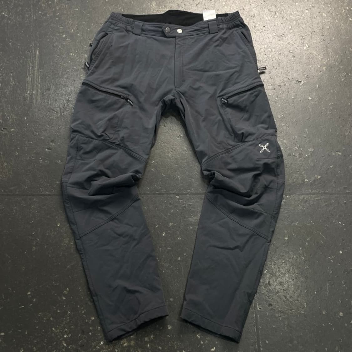 100 몬츄라 팬츠 상품이미지1