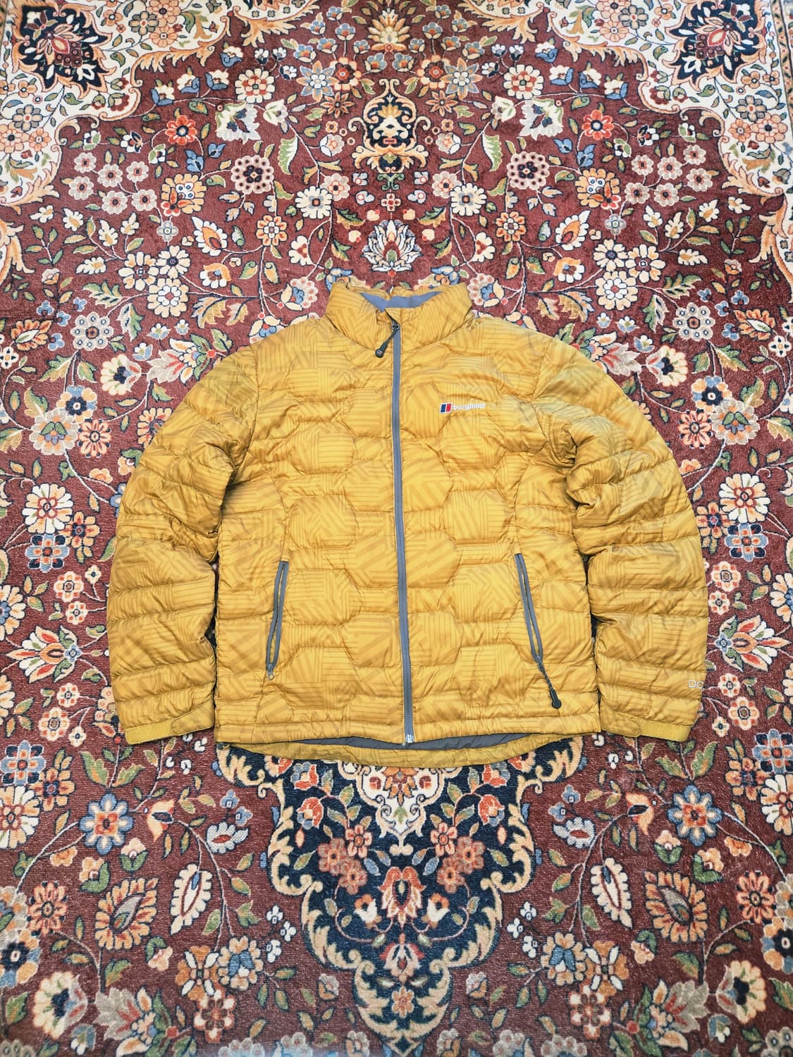 버그하우스 berghaus 거위털 경량 다운 자켓 (95)

 상품이미지1