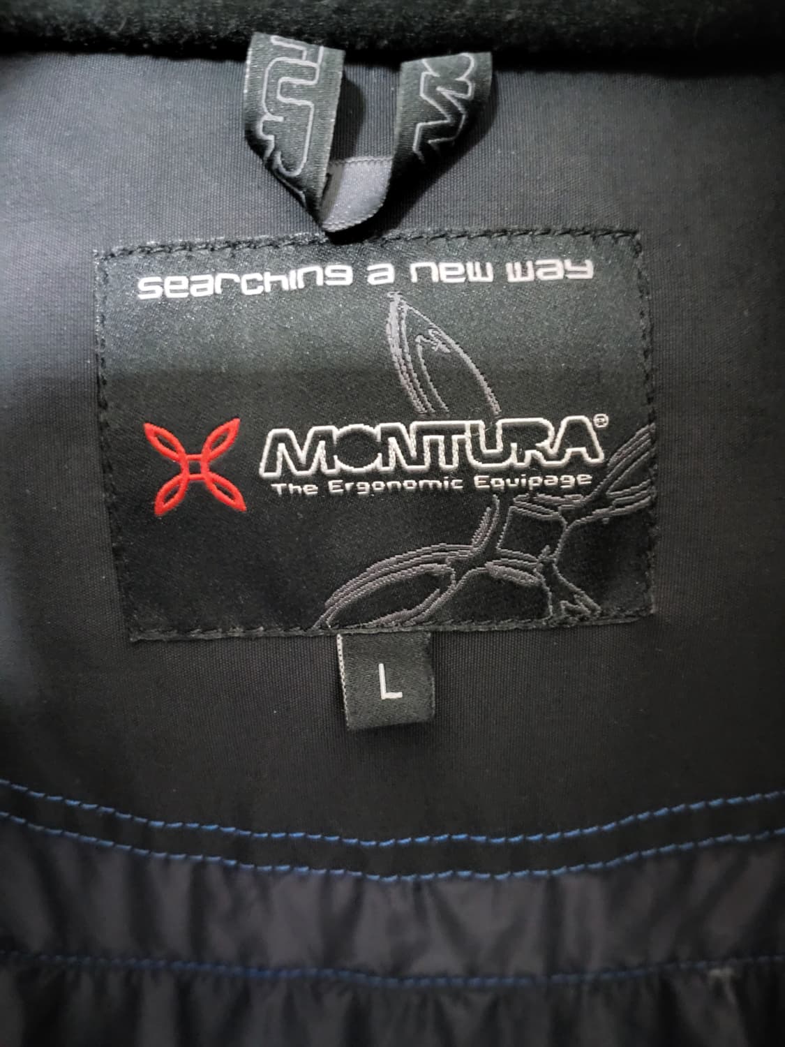 몬츄라 패딩자켓 매장판정품 L사이즈 고어텍스 상품이미지9