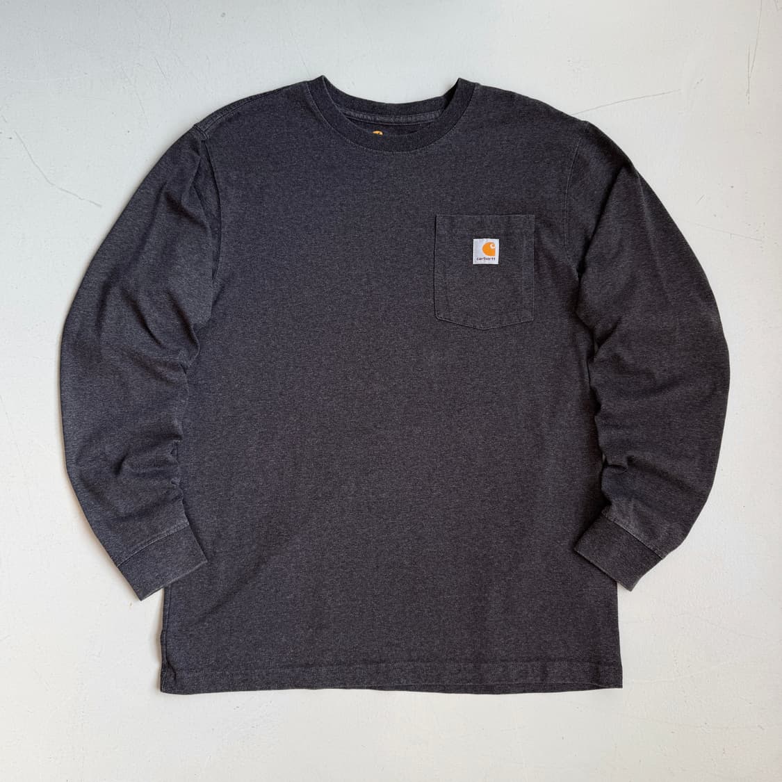 칼하트 스몰포켓 롱슬리브 상품이미지2