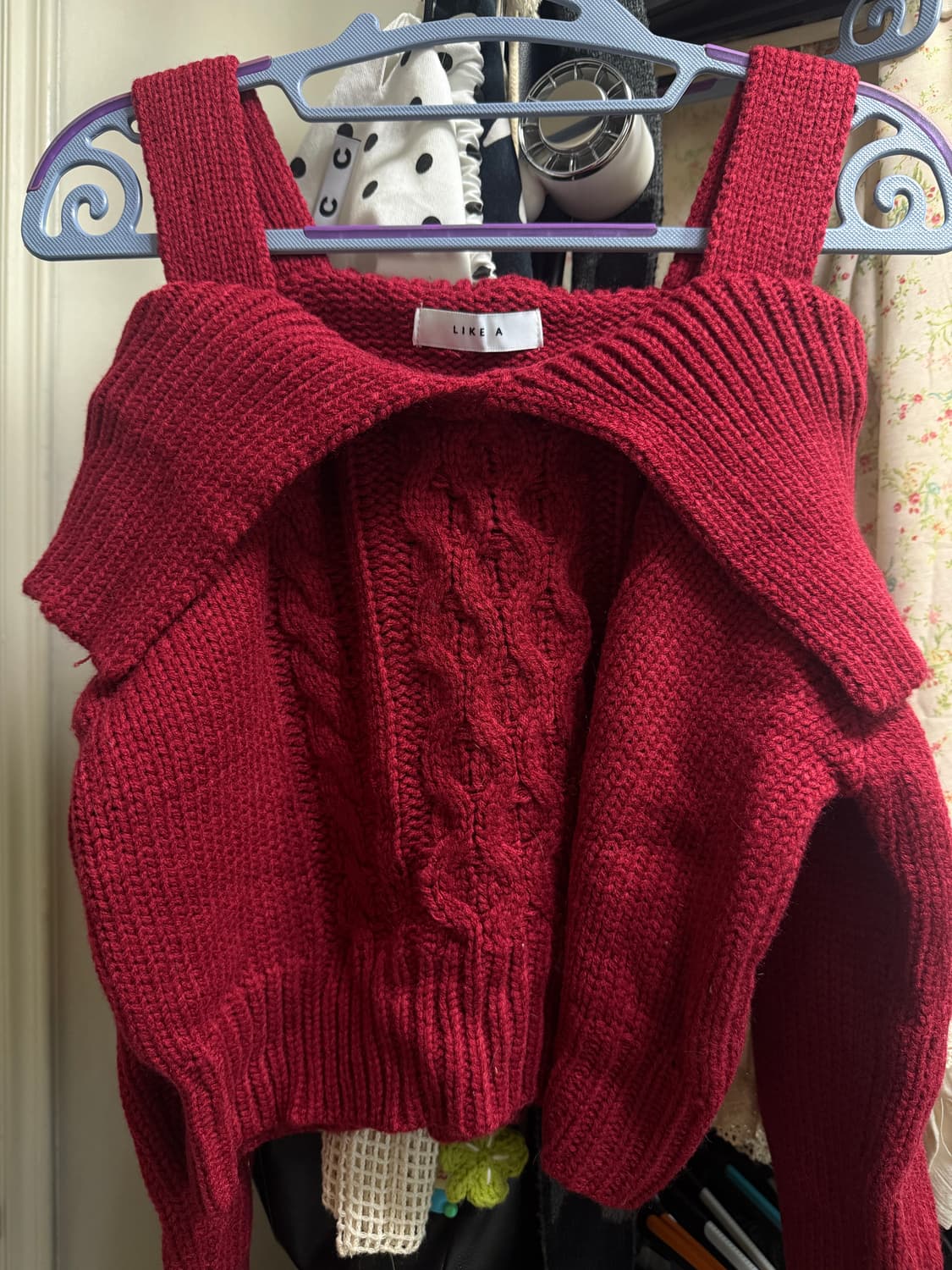 버건디 오프숄더 니트 상품이미지1