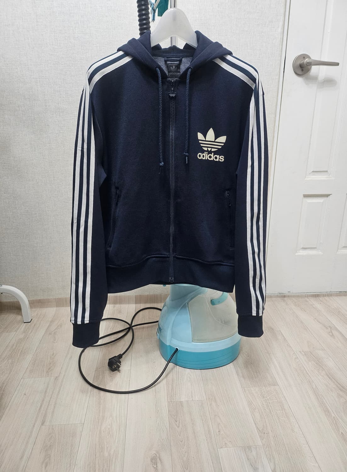 (95)M☆초대장급☆ 아디다스 파이어버드 플락 [네이비] 트랙탑 후드져지 상품이미지1