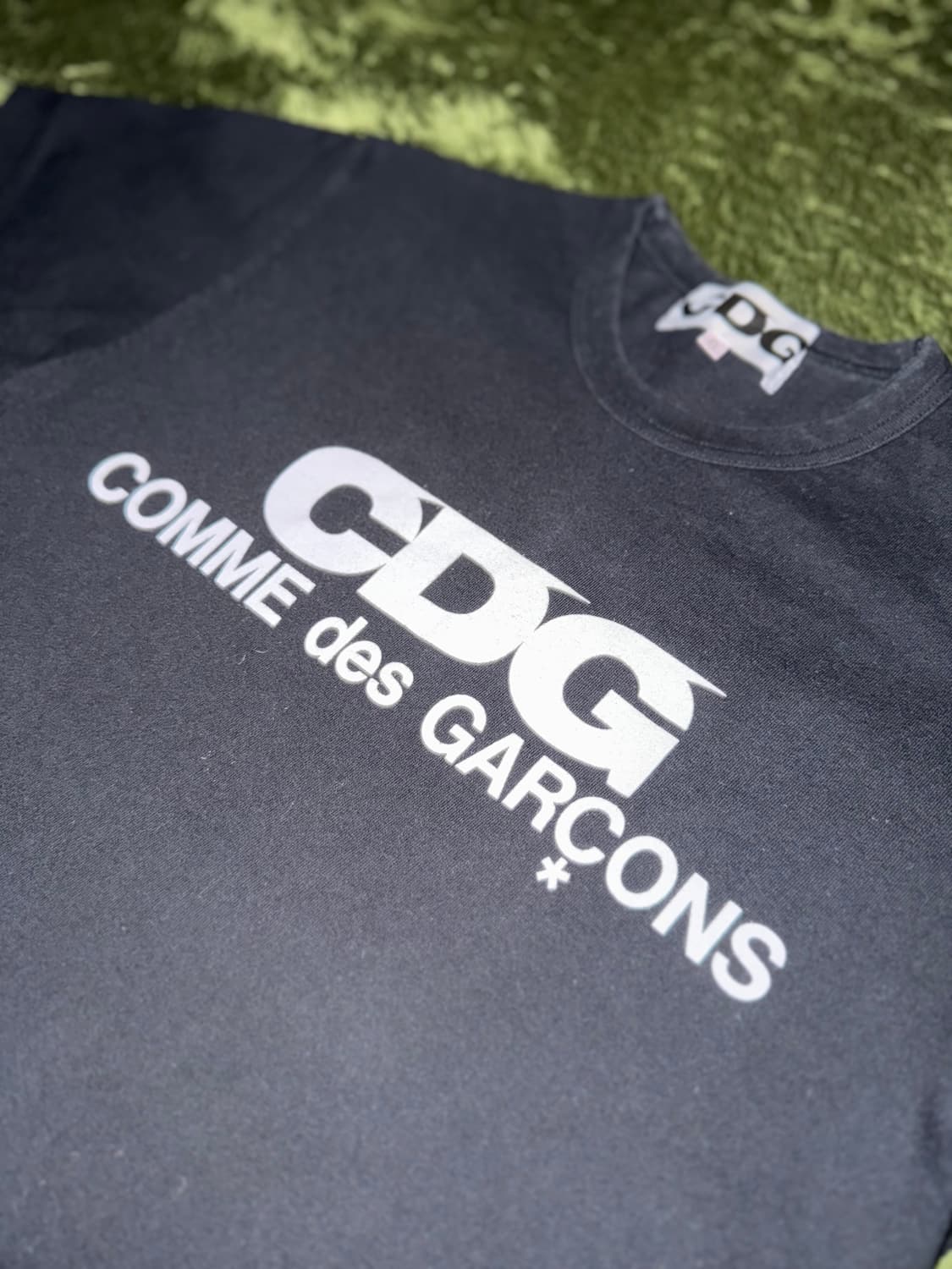 [S] 꼼데가르송 CDG 오리지널 로고 프린트 티셔츠 블랙 상품이미지3