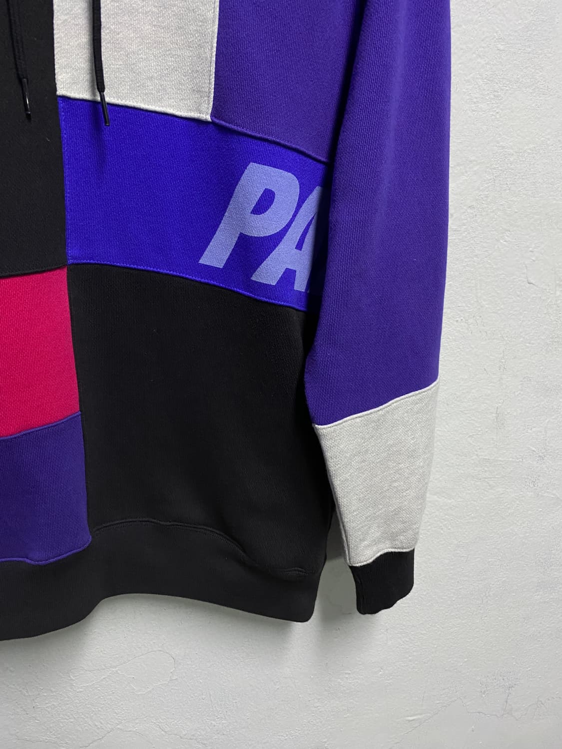 팔라스 19FW 패치 후드티 S (95~100정도) 상품이미지3