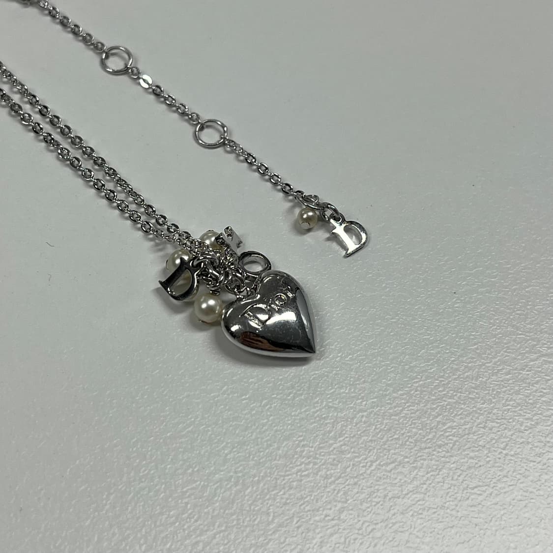 디올 하트통통 진주 목걸이 상품이미지8