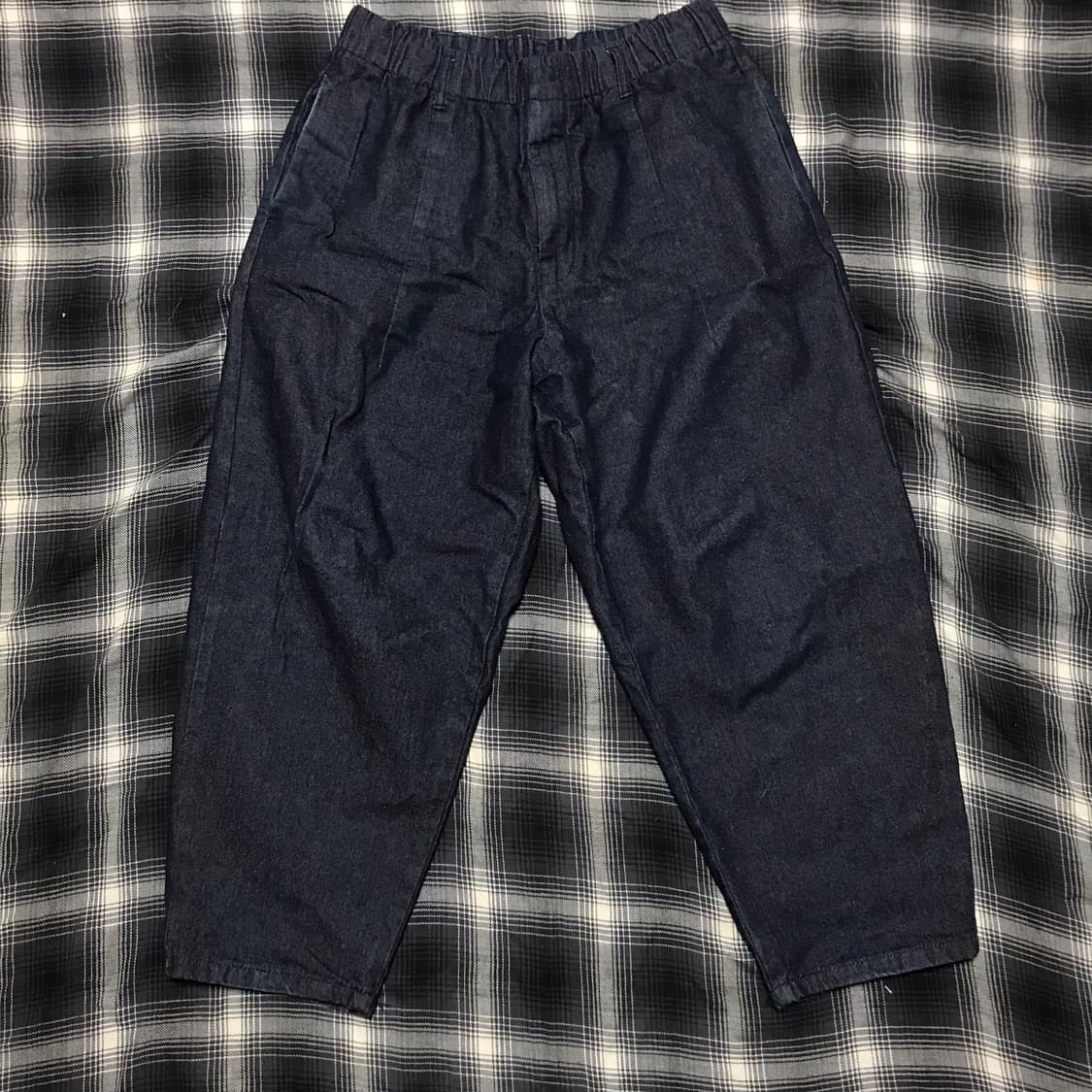 Gu 재팬 슈퍼 와이드 크롭 테이퍼드 핀턱 이지 팬츠 인디고 진청 상품이미지1