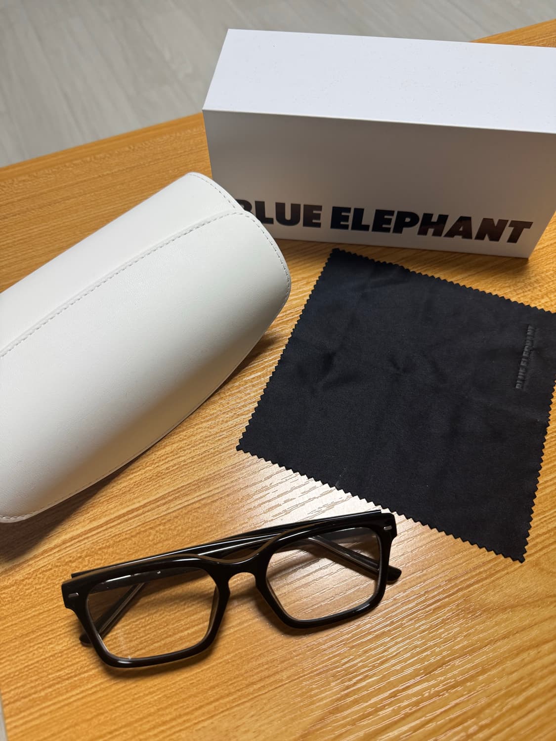 블루 엘리펀트 KALI black 판매합니다 상품이미지2