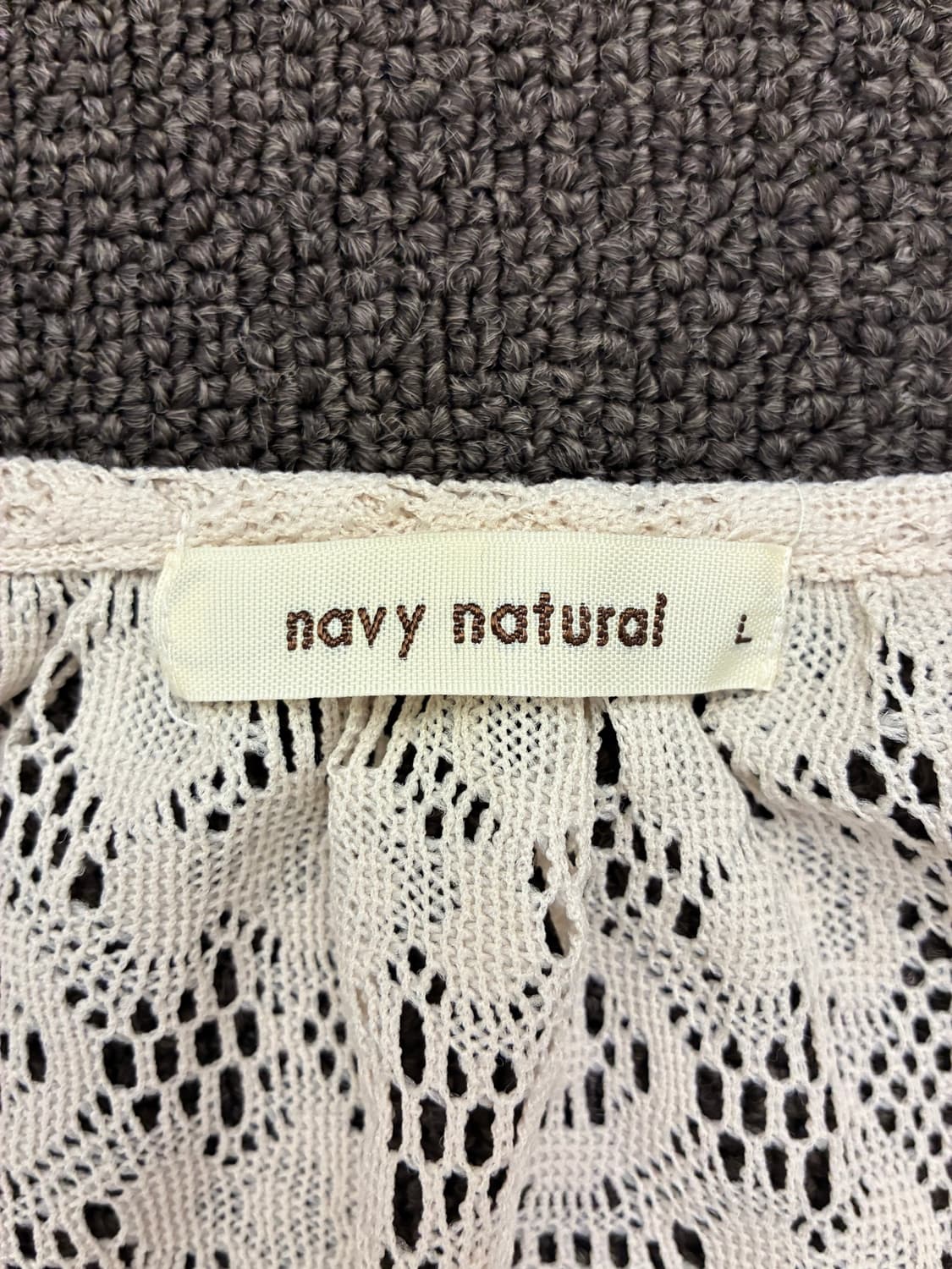 L)navy natural 빈티지 여성 펀칭 프릴 블라우스 상품이미지5