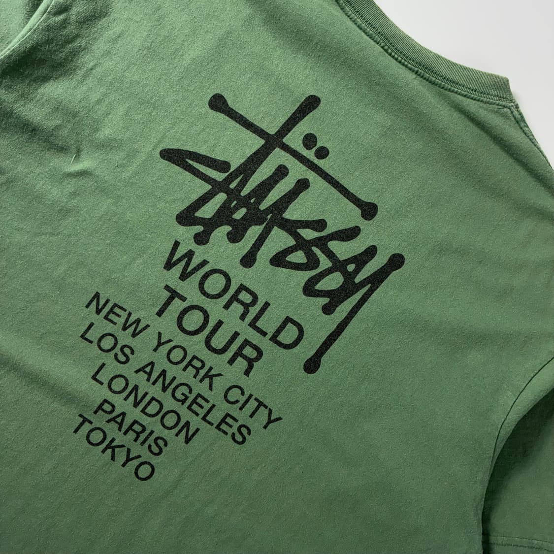 Stussy  스투시 월드투어 카키 반팔 티셔츠  상품이미지2