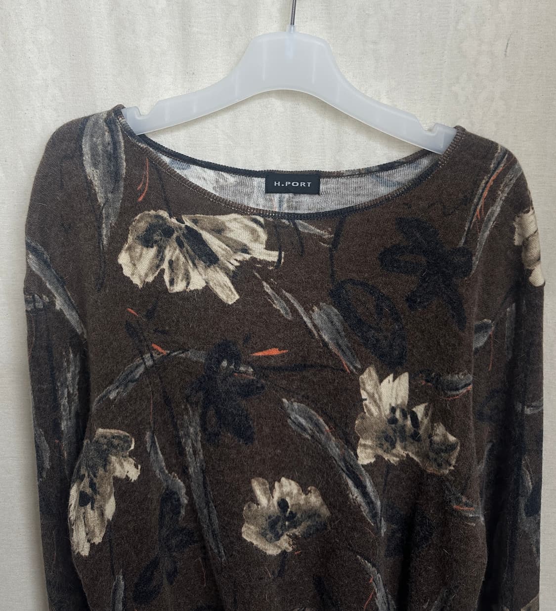 h.port 플라워 긴팔 상품이미지5