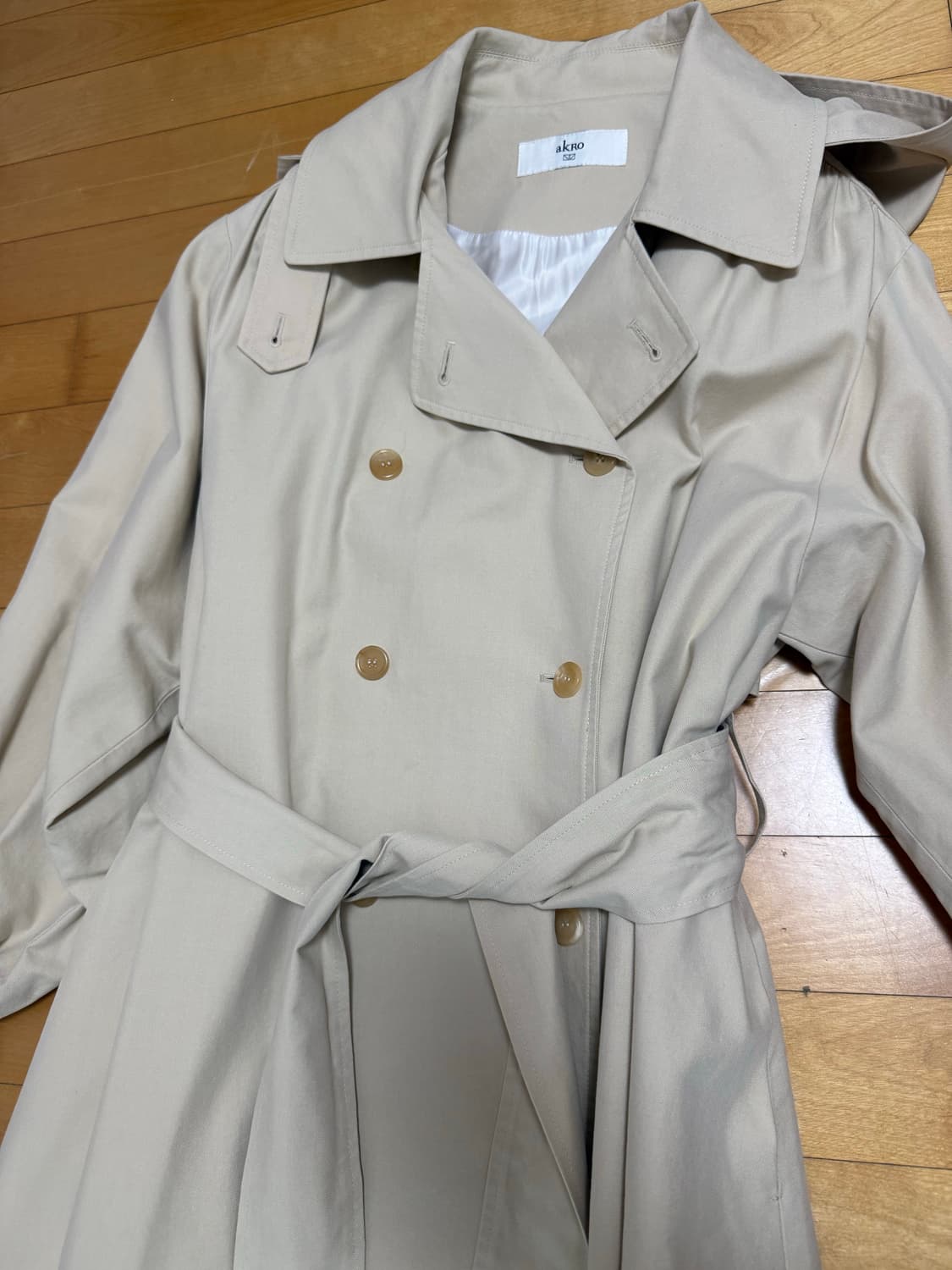 수지 트렌치코트 akro 상품이미지5