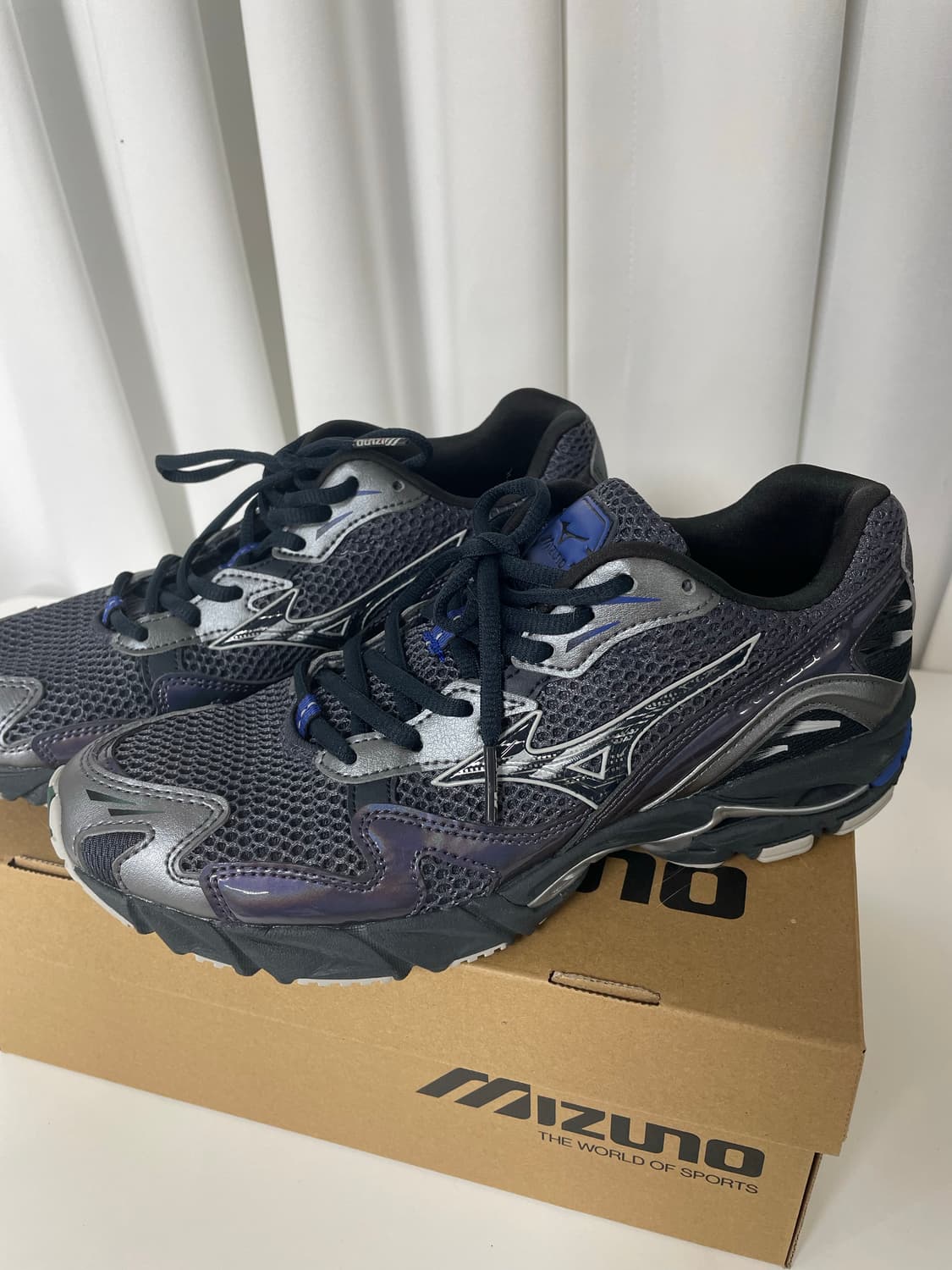 미즈노 웨이브 라이더 10 상품이미지1