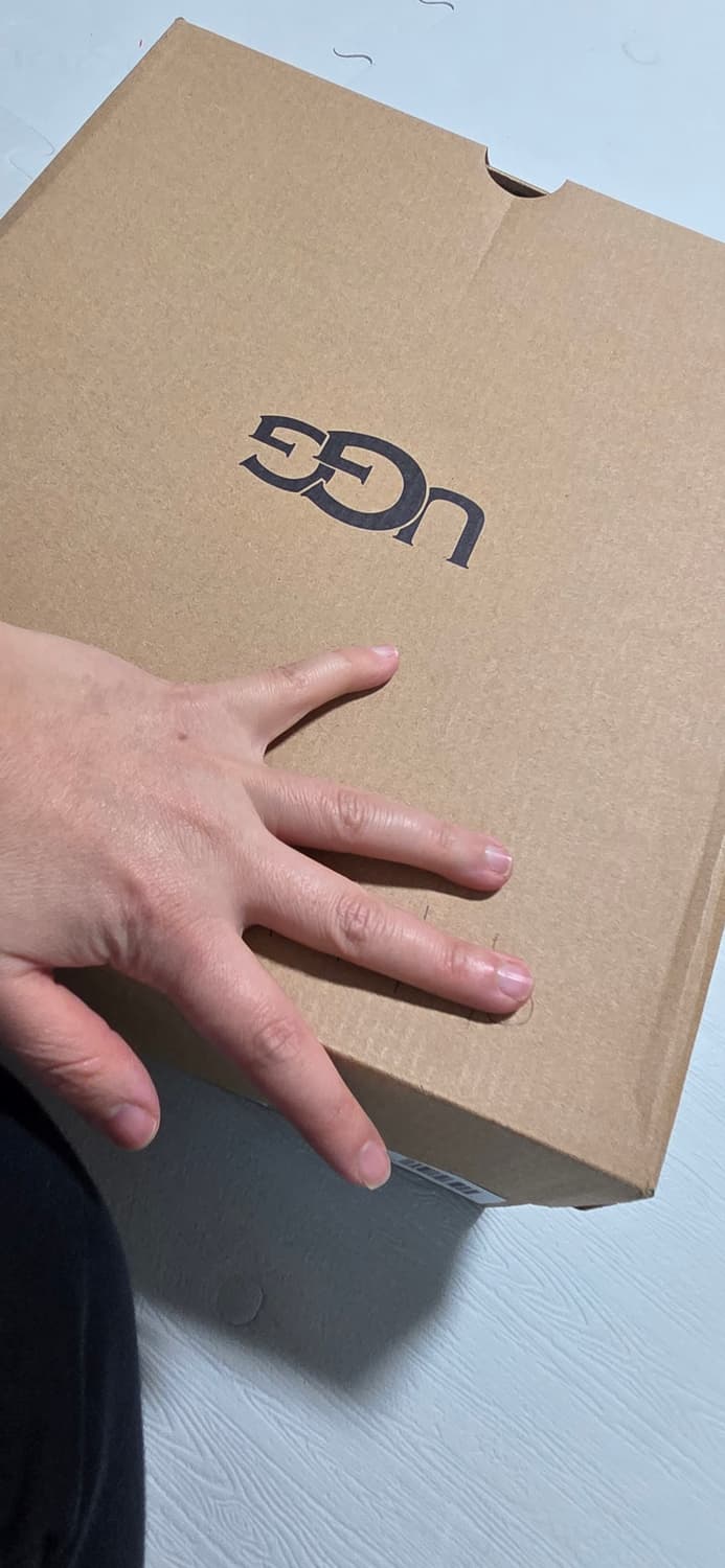 UGG 어그 클리어 미니 부츠 240사이즈 (usa8,eu39)
택포 상품이미지9