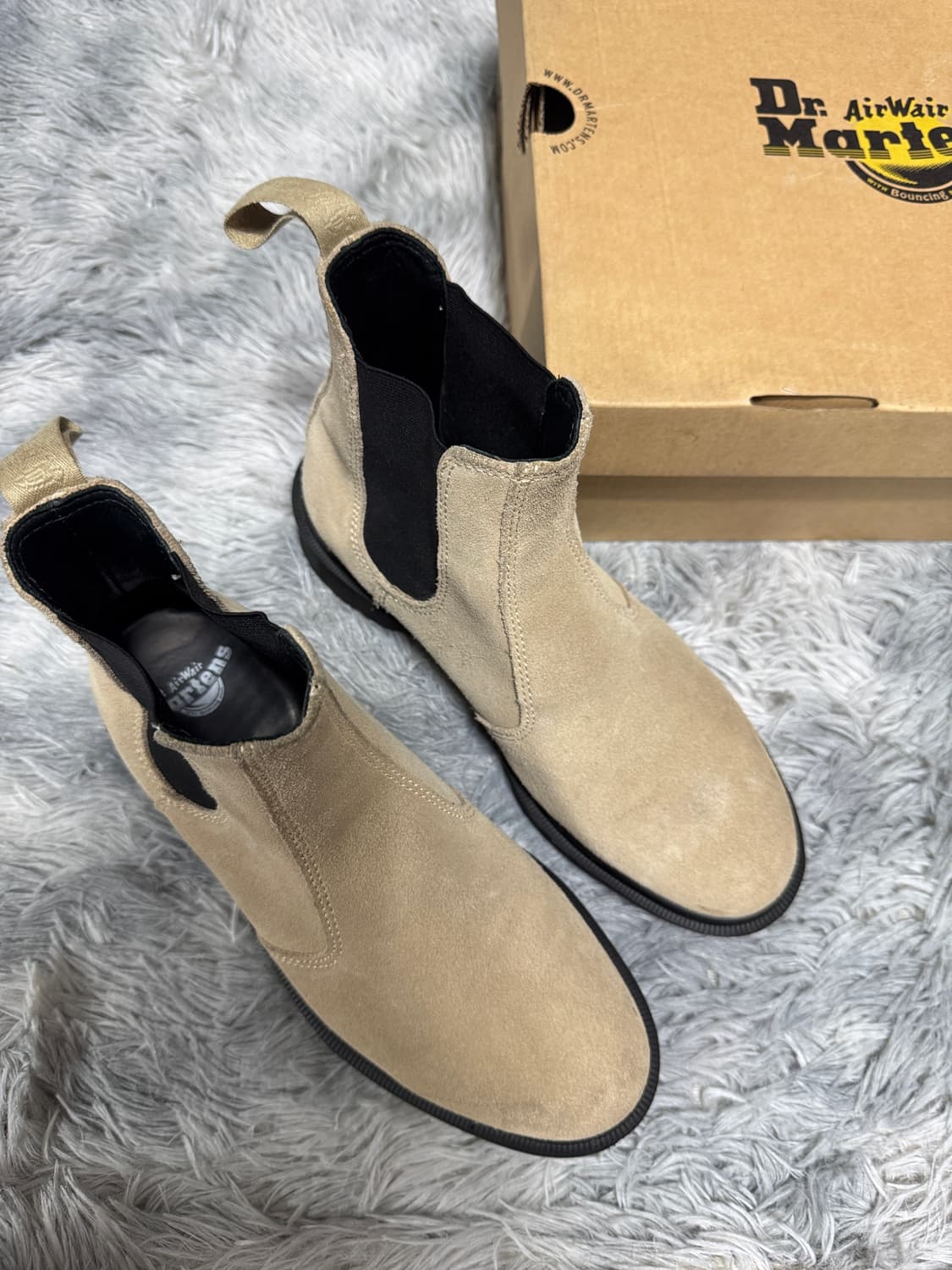 닥터마틴 2976 스웨이드 첼시부츠 42사이즈 상품이미지1