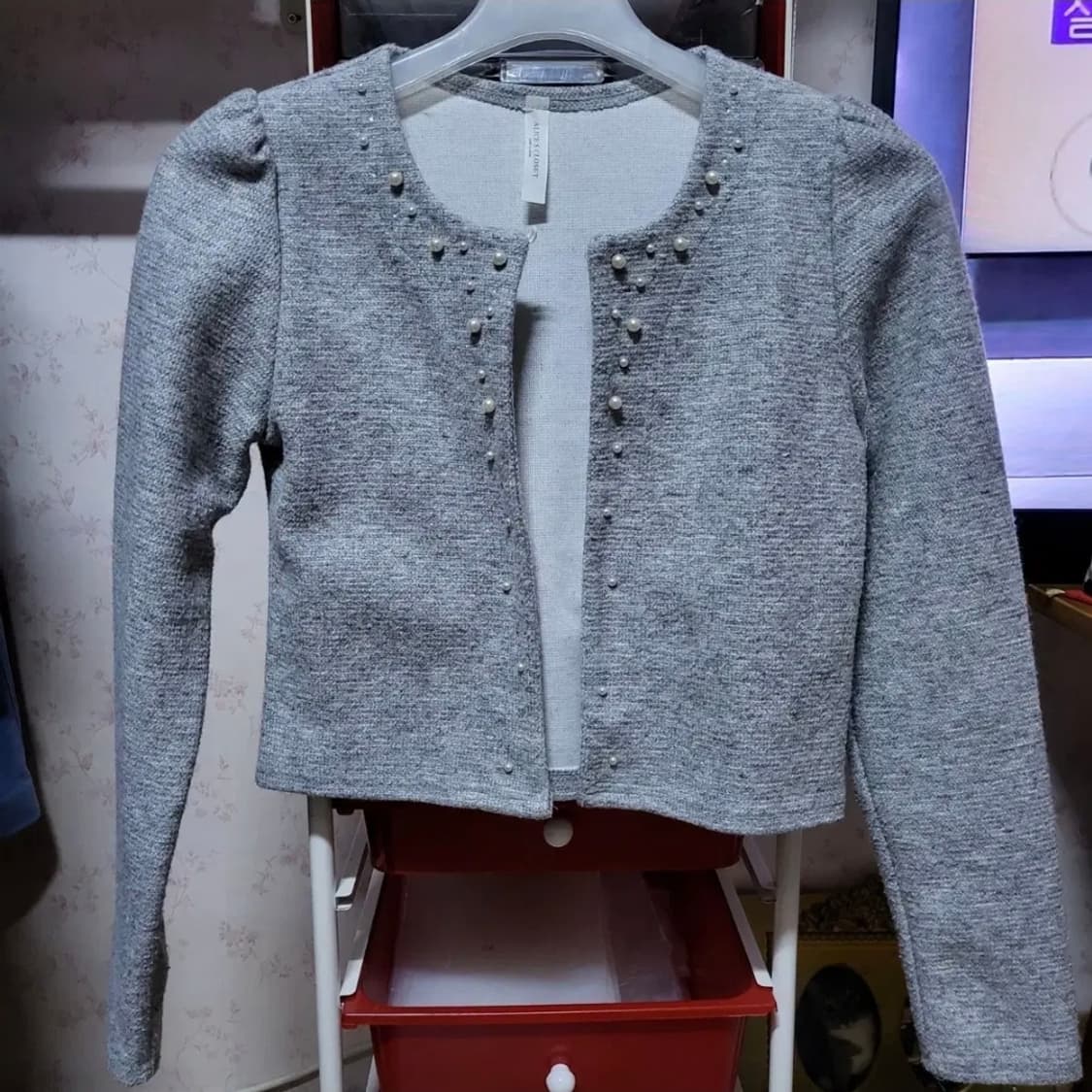 376 ) 꾸안꾸 크롭 진주 가디건 도톰히 고급지고 예쁨 상품이미지1