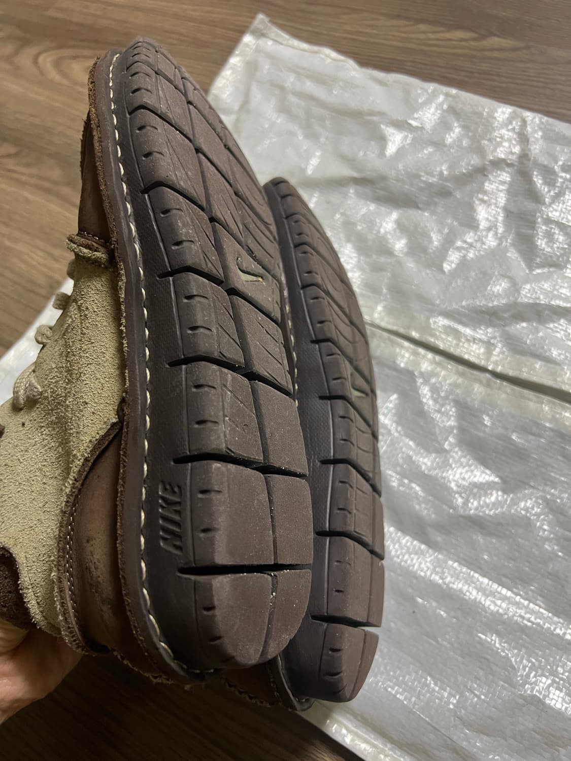 나이키 컨시더드 미드 조나단 앤더슨 디올 로에베 jw anderson 상품이미지10