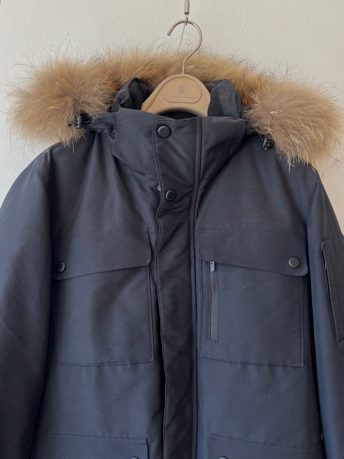 헤지스 남성 블랙 다운패딩점퍼 후드패딩점퍼 상품이미지1