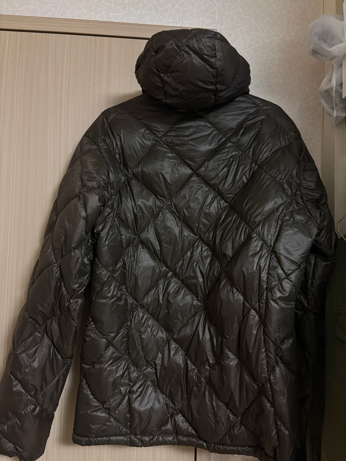 자라 애슬레틱 경량 패딩 브라운 상품이미지4