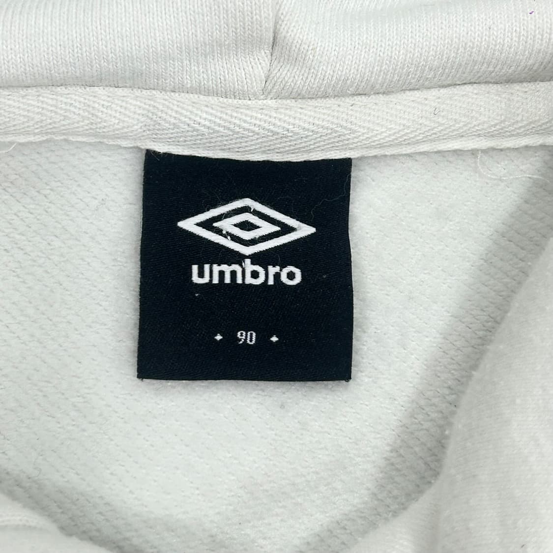 Umbro 엄브로 화이트 네이비 배색 후드티 상품이미지7