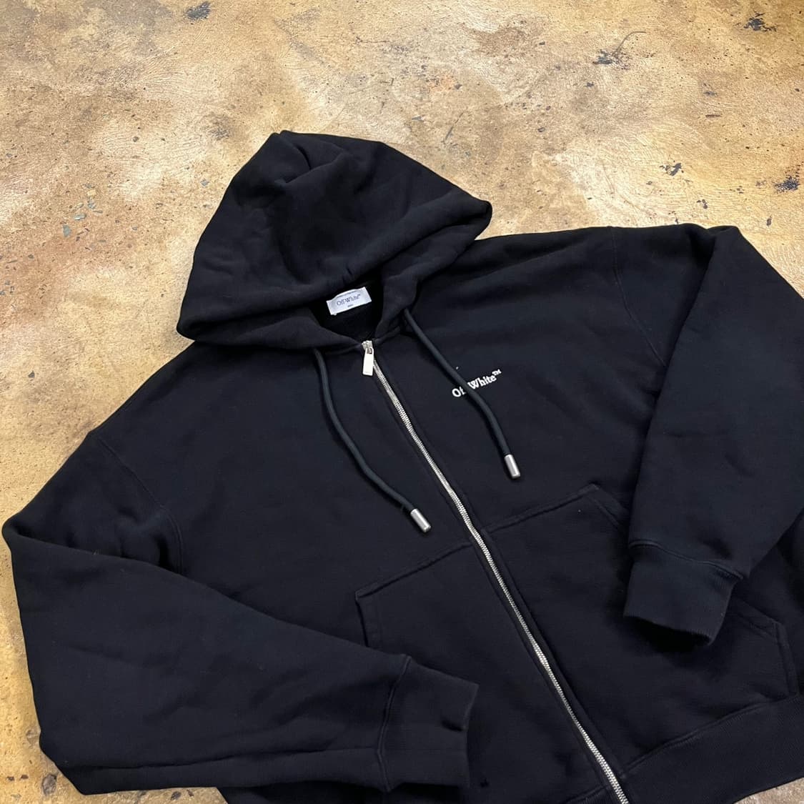 [정품/M] 24SS 오프화이트 타투 애로우 블랙 후드집업 b17 상품이미지1