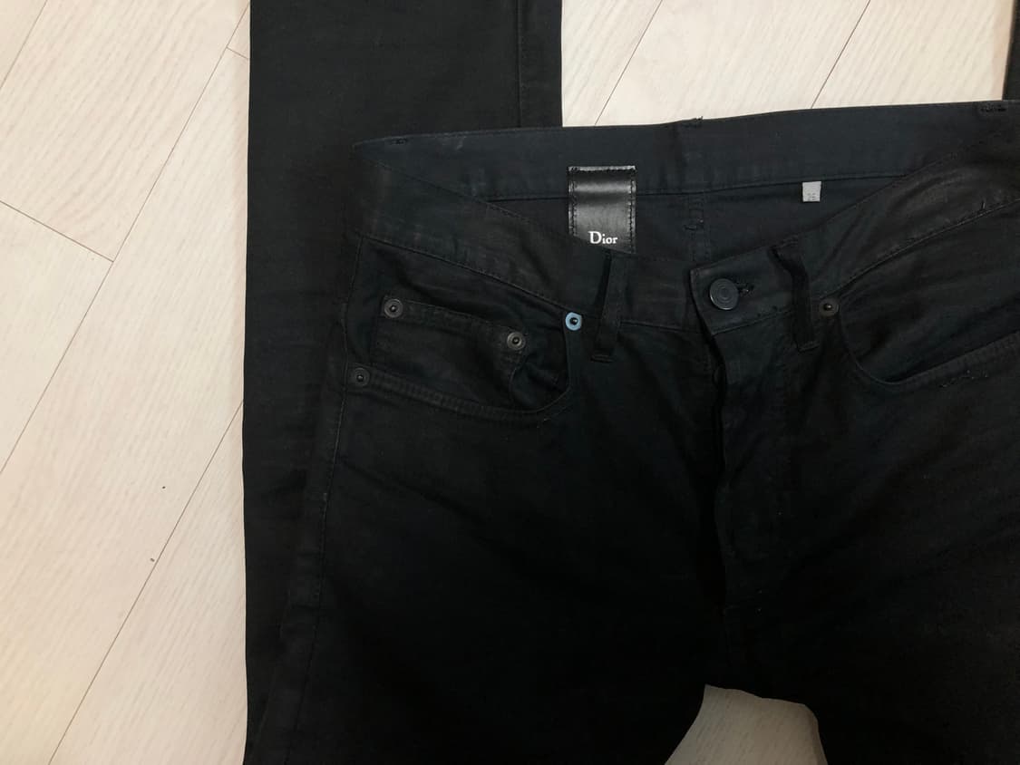 디올옴므 에디슬리먼 토탈 이클립스 진 상품이미지1