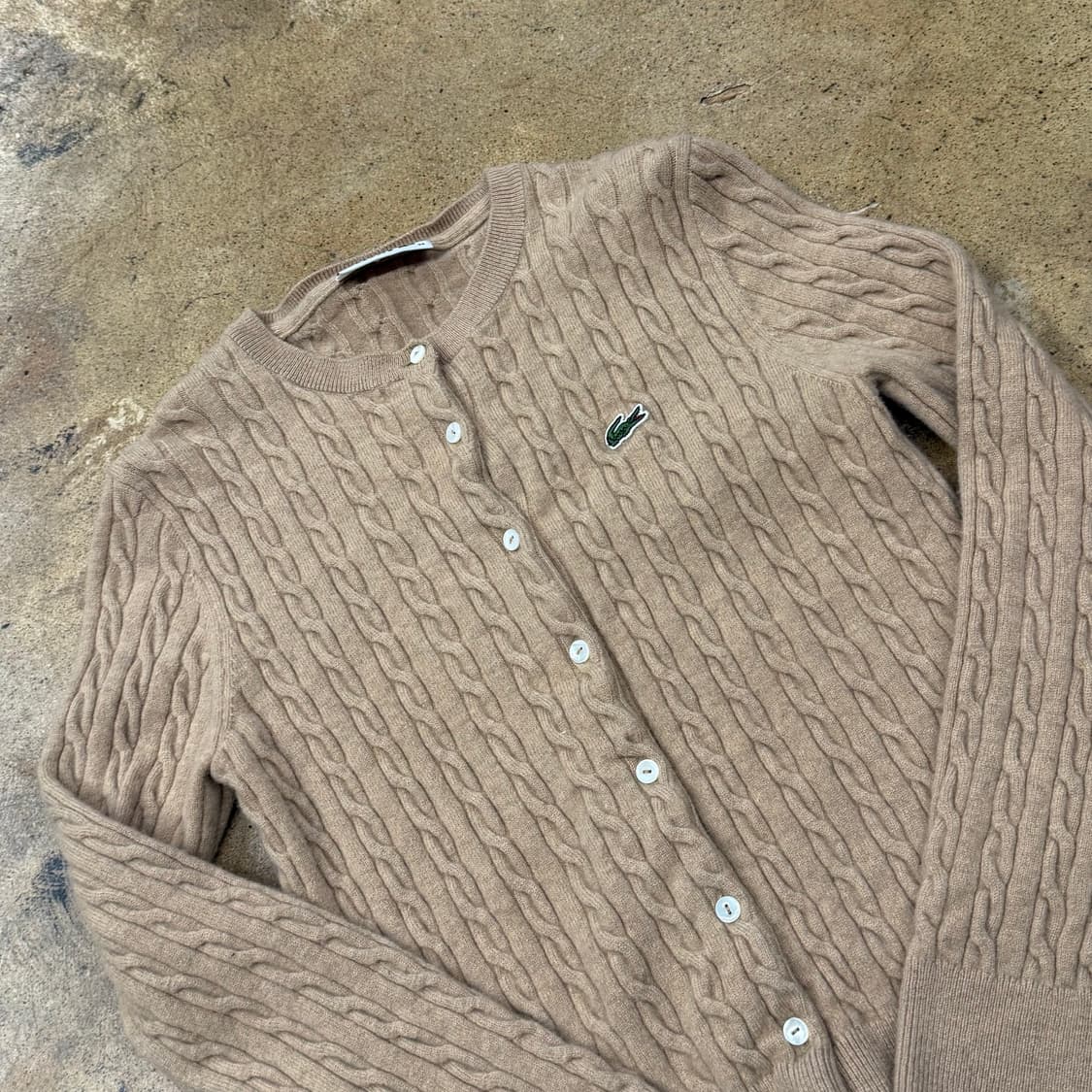 라코스테 베이지 꽈배기 니트 가디건 34 상품이미지1