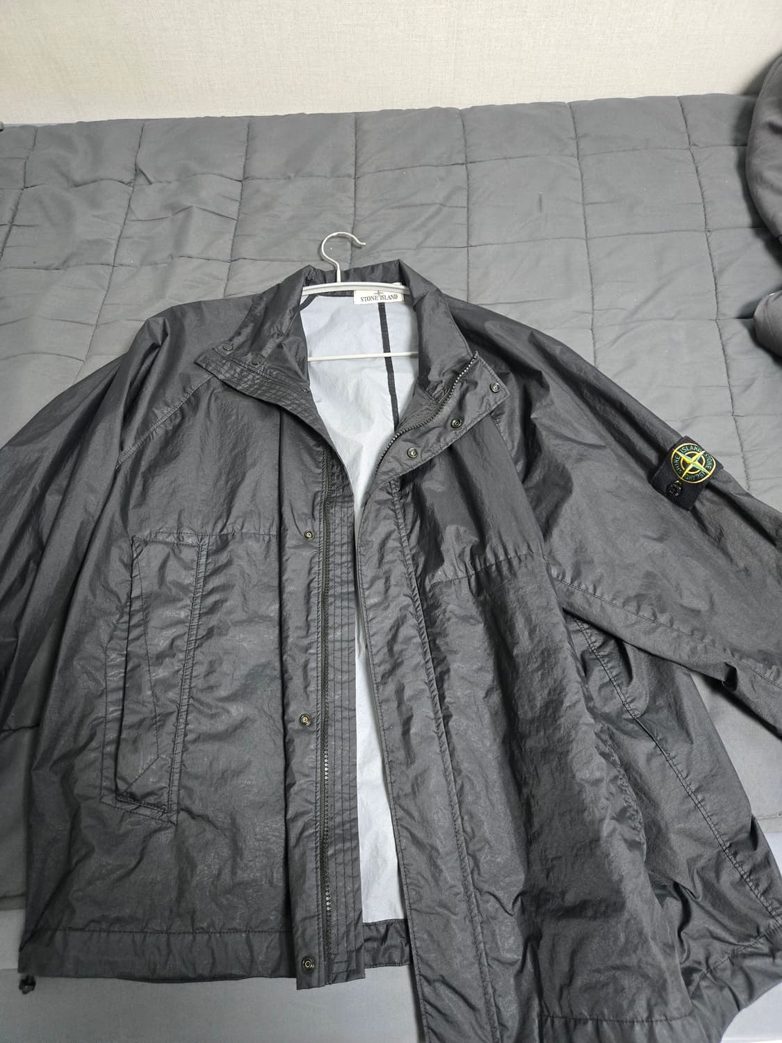 스톤아일랜드 바람막이 모자 탈부착 상품이미지1