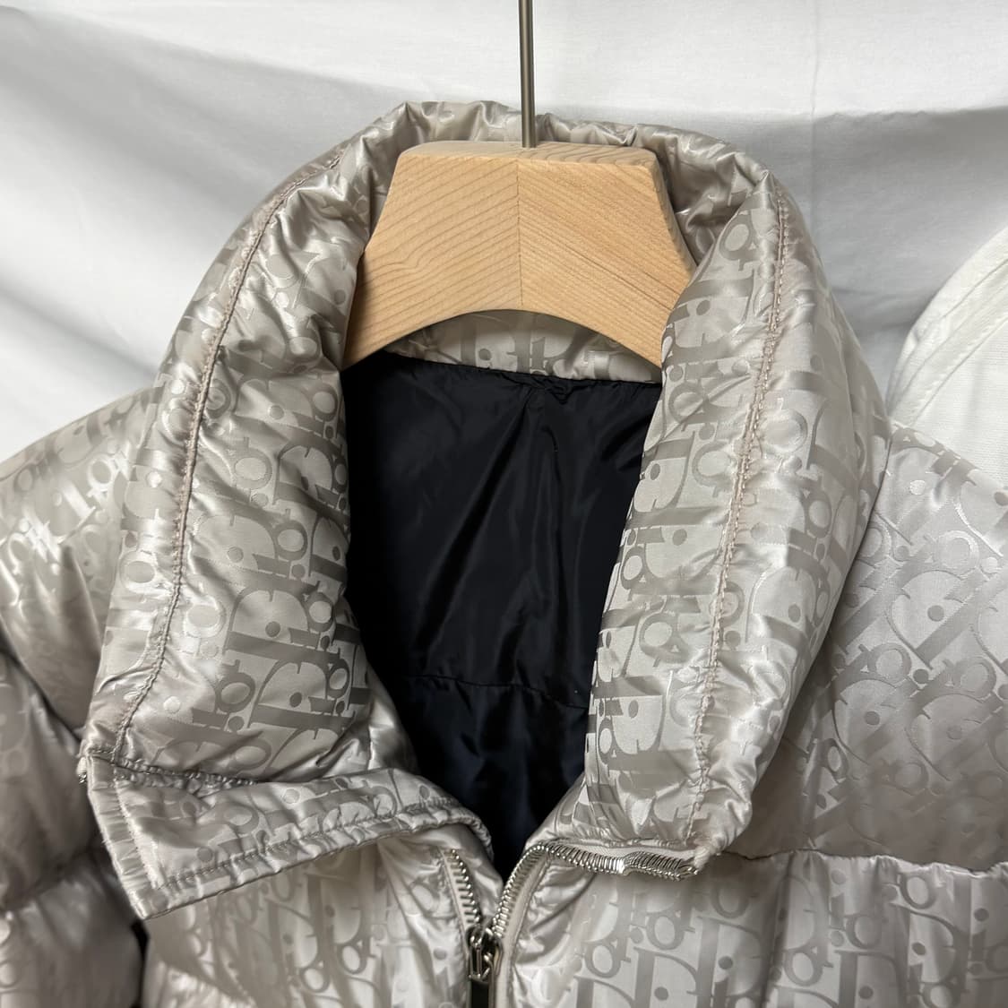 [S급/52] 디올 오블리크 패딩 실버 풀구성 상품이미지7
