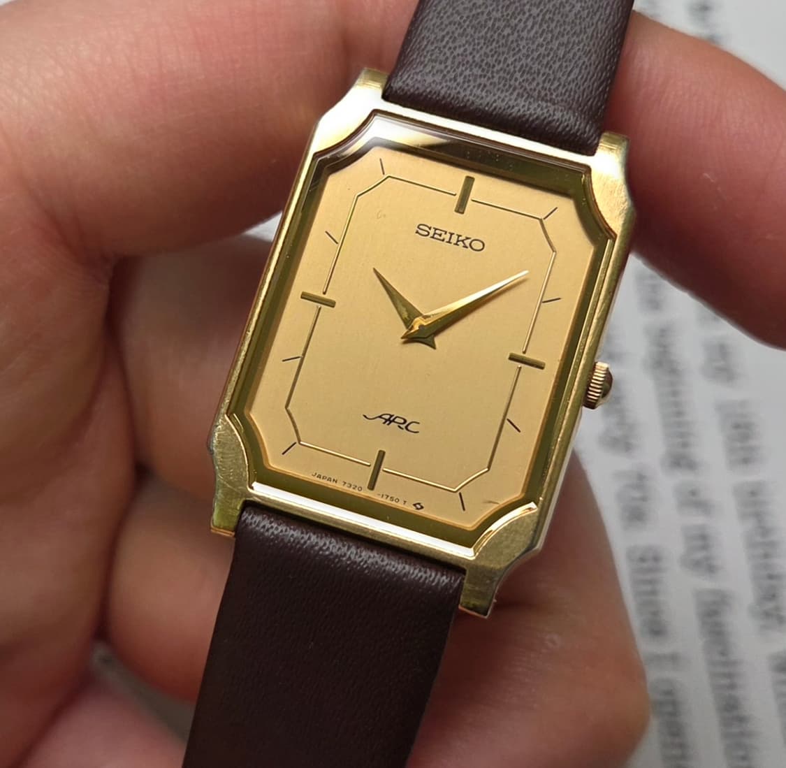 레어] 빈티지 세이코 아크(ARC) 탱크 샴골판 칼침핸즈 슬림쿼츠   상품이미지3