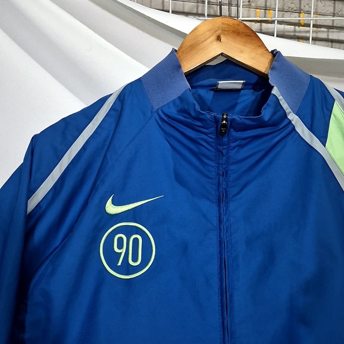 나이키 total90 바람막이 상품이미지2