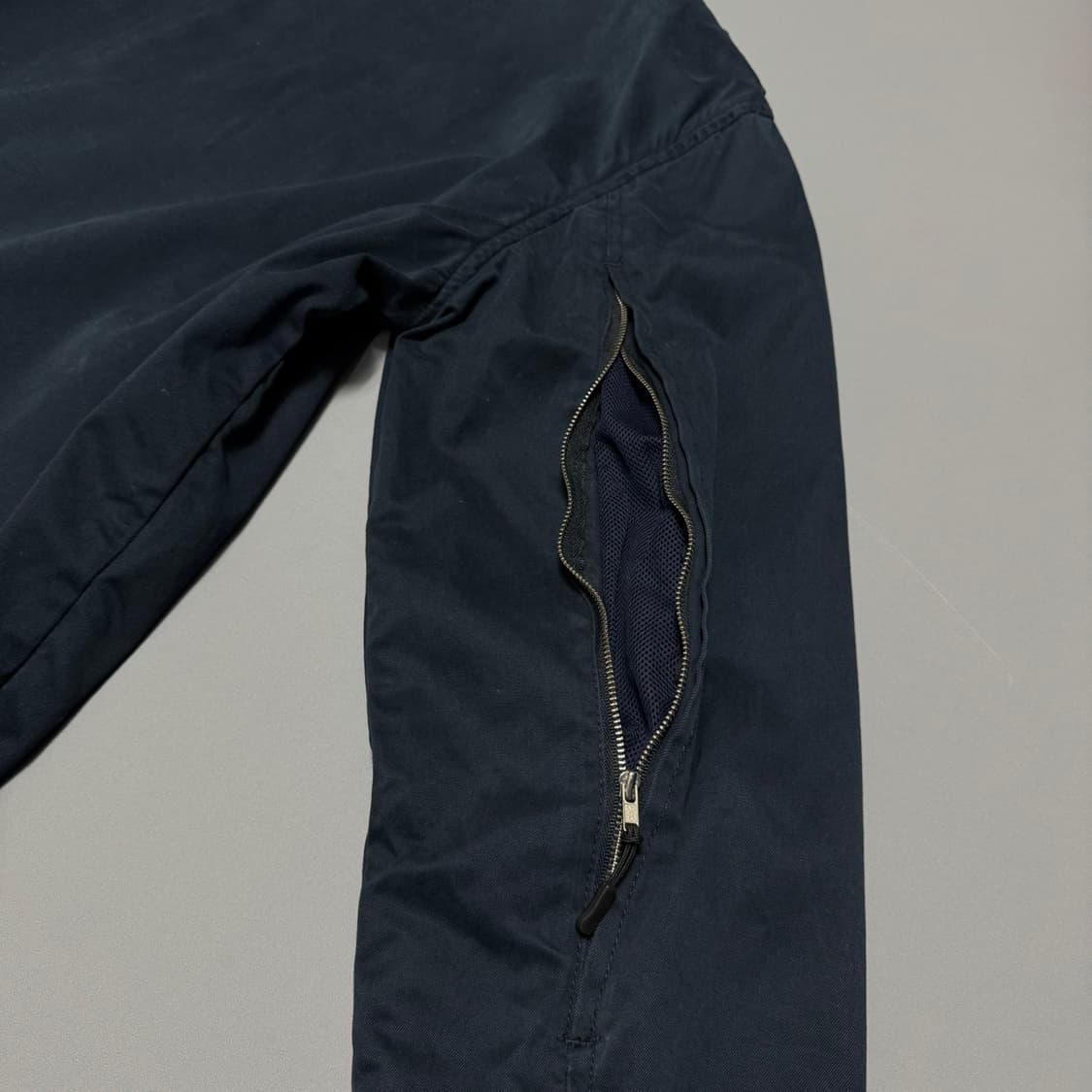 스투시 다크네이비 스탁 자수로고 슬리브 매쉬 집업 하이넥 블루종 자켓 상품이미지8