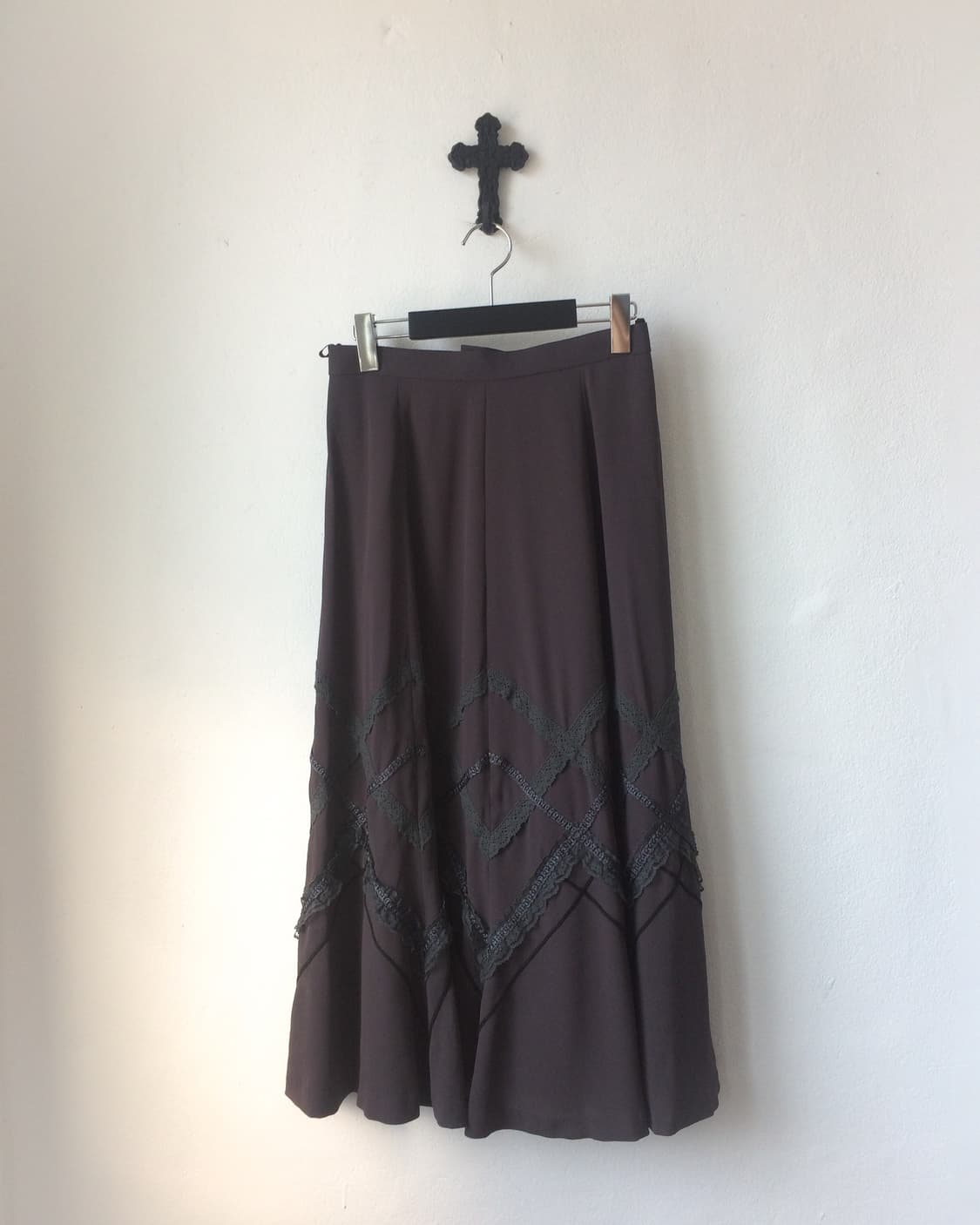 Lace trimming point long skirt 상품이미지1