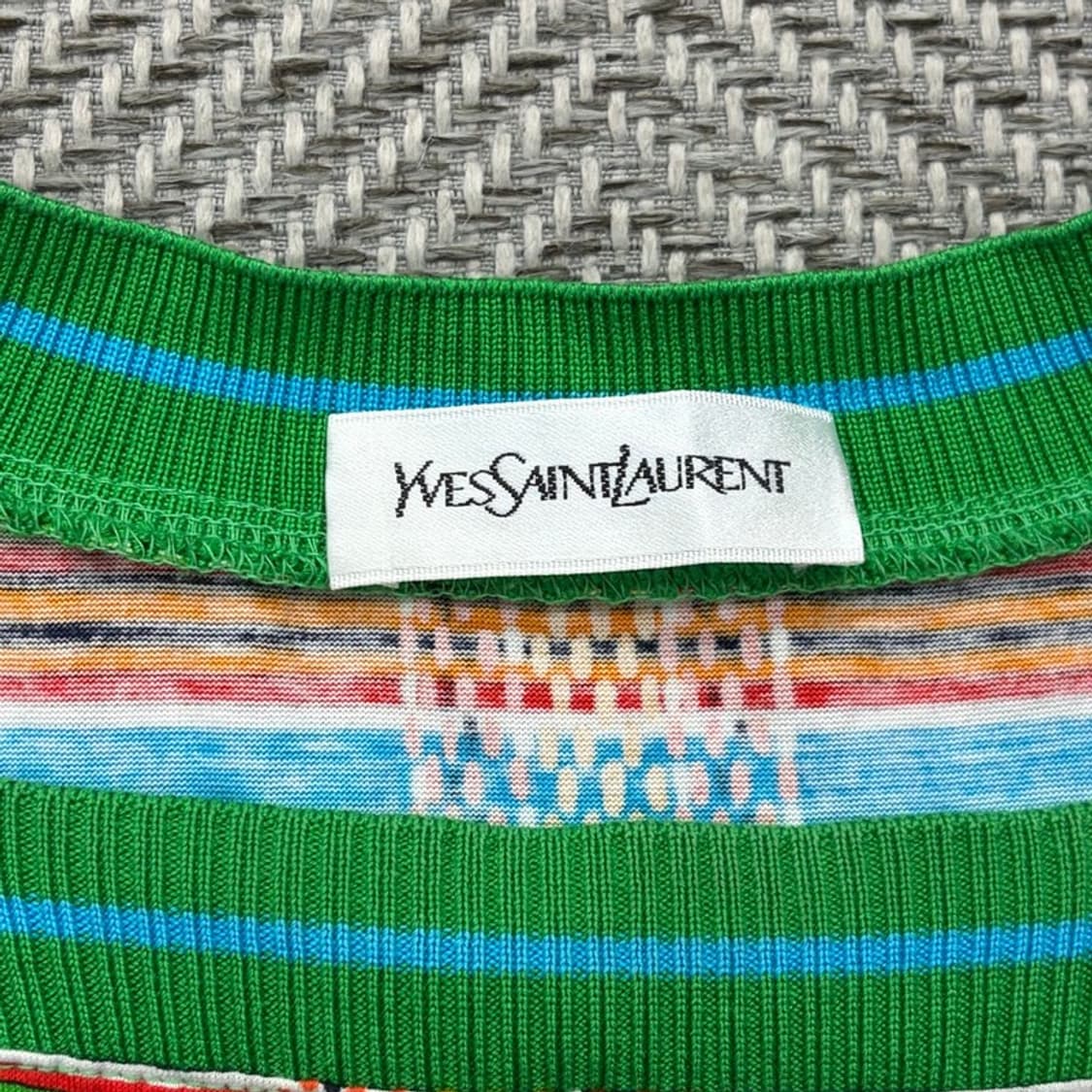 입생로랑 체크패턴 스퀘어넥 티셔츠 v2263 상품이미지6