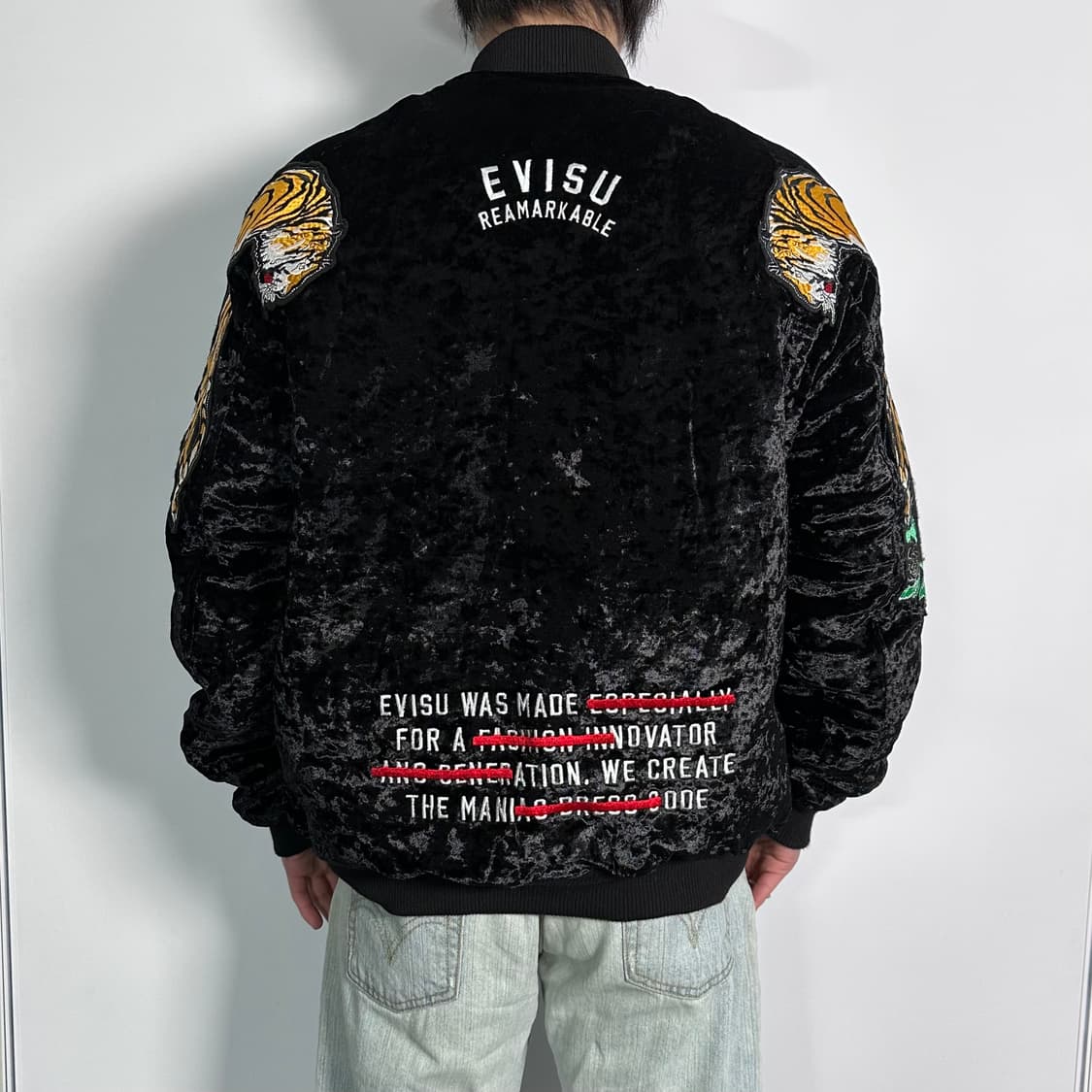 에비수 타이거 벨벳 수베니어 자켓 (on.528)    상품이미지3