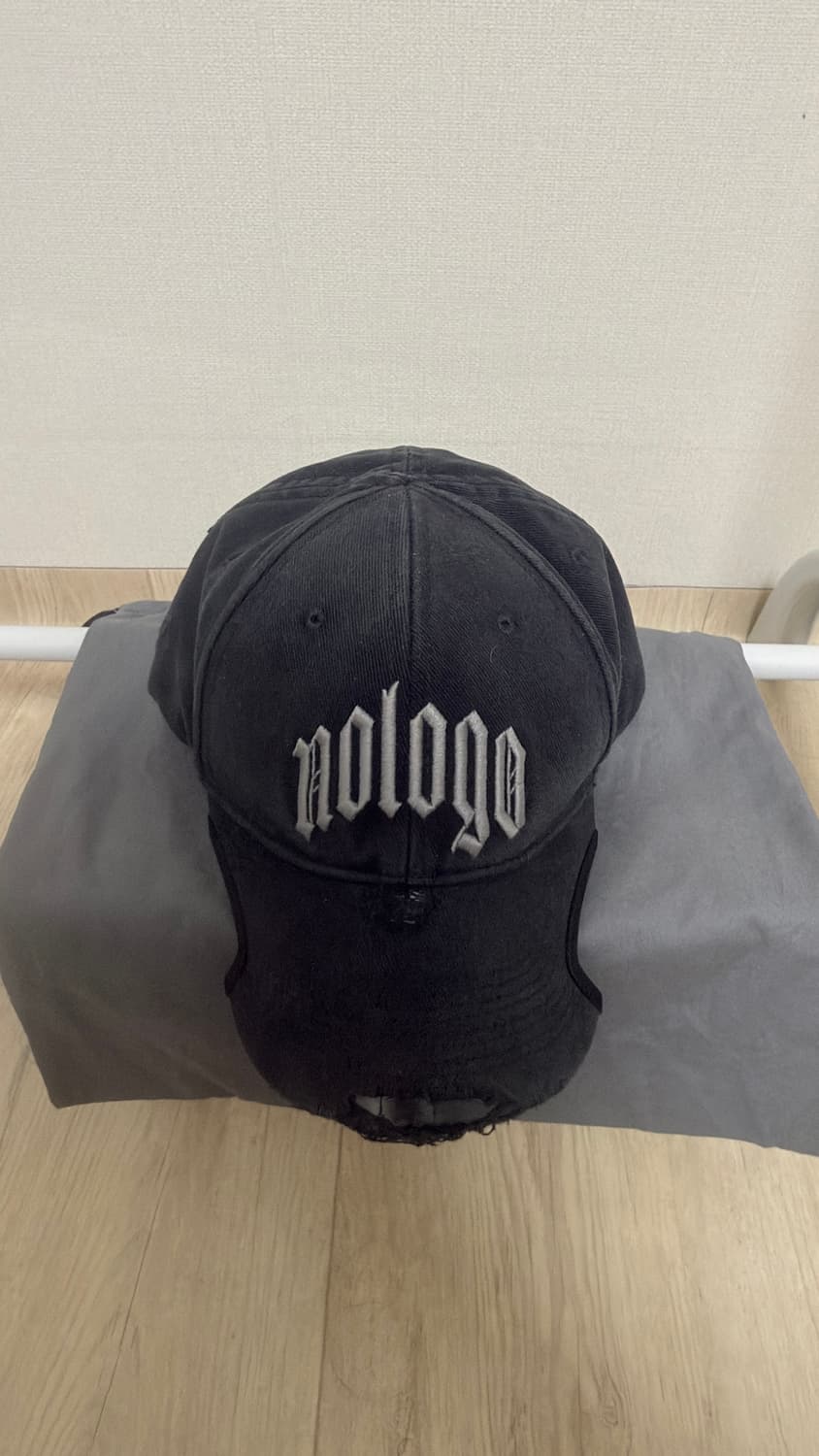 발렌시아가 노로고캡 상품이미지1